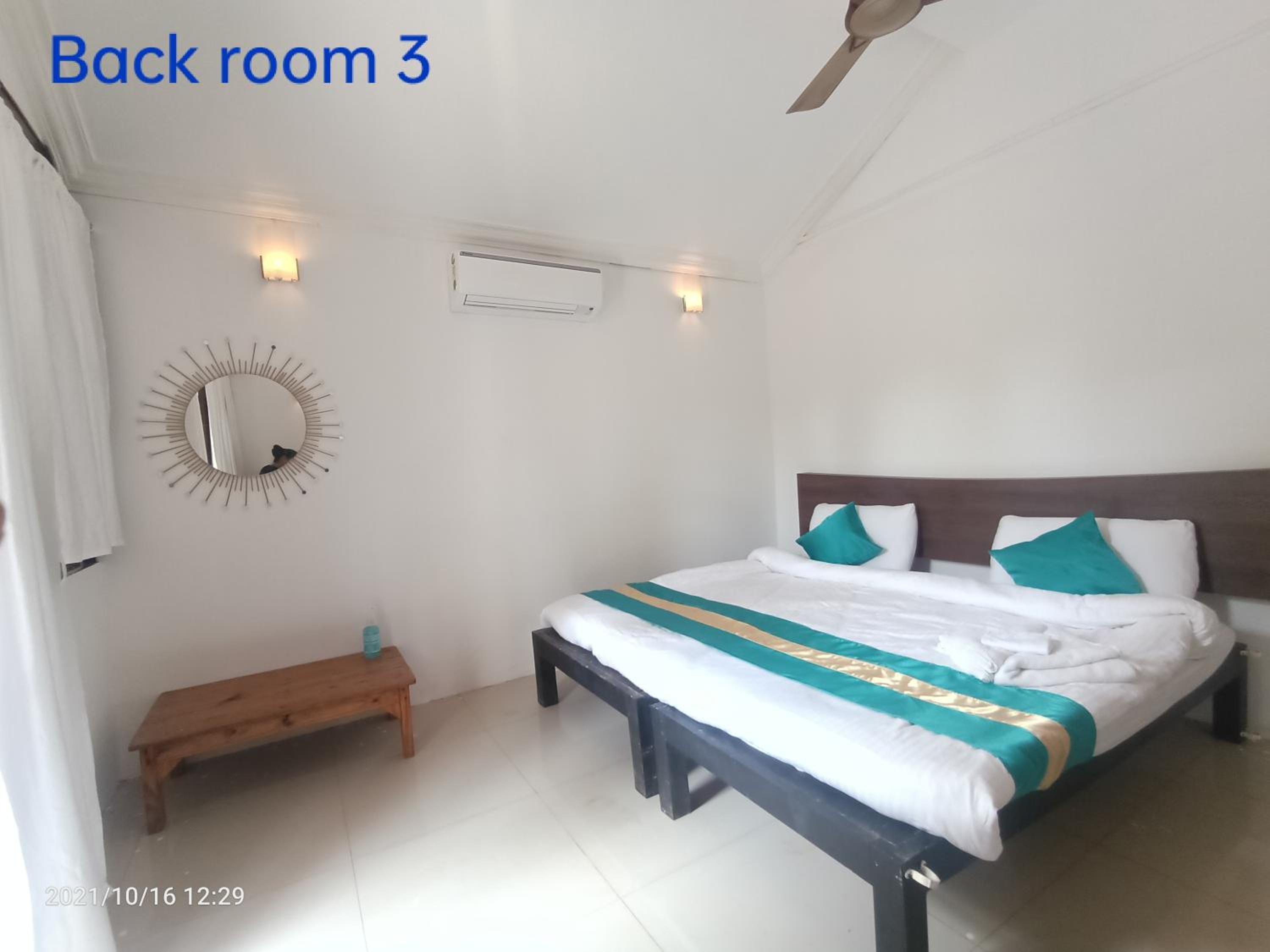 Deluxe Double Room with Balcony