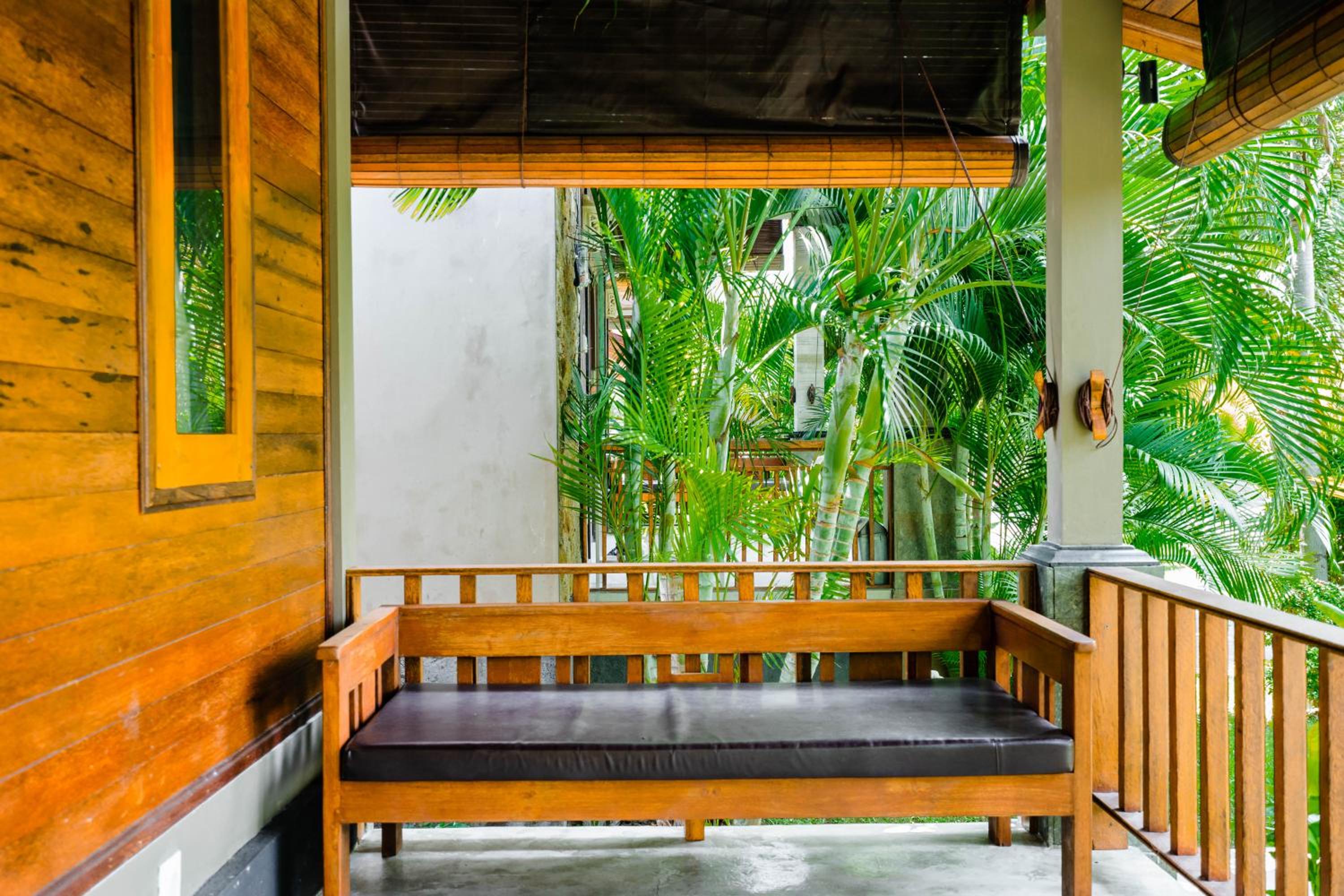 Deluxe Bungalow - Photo 12