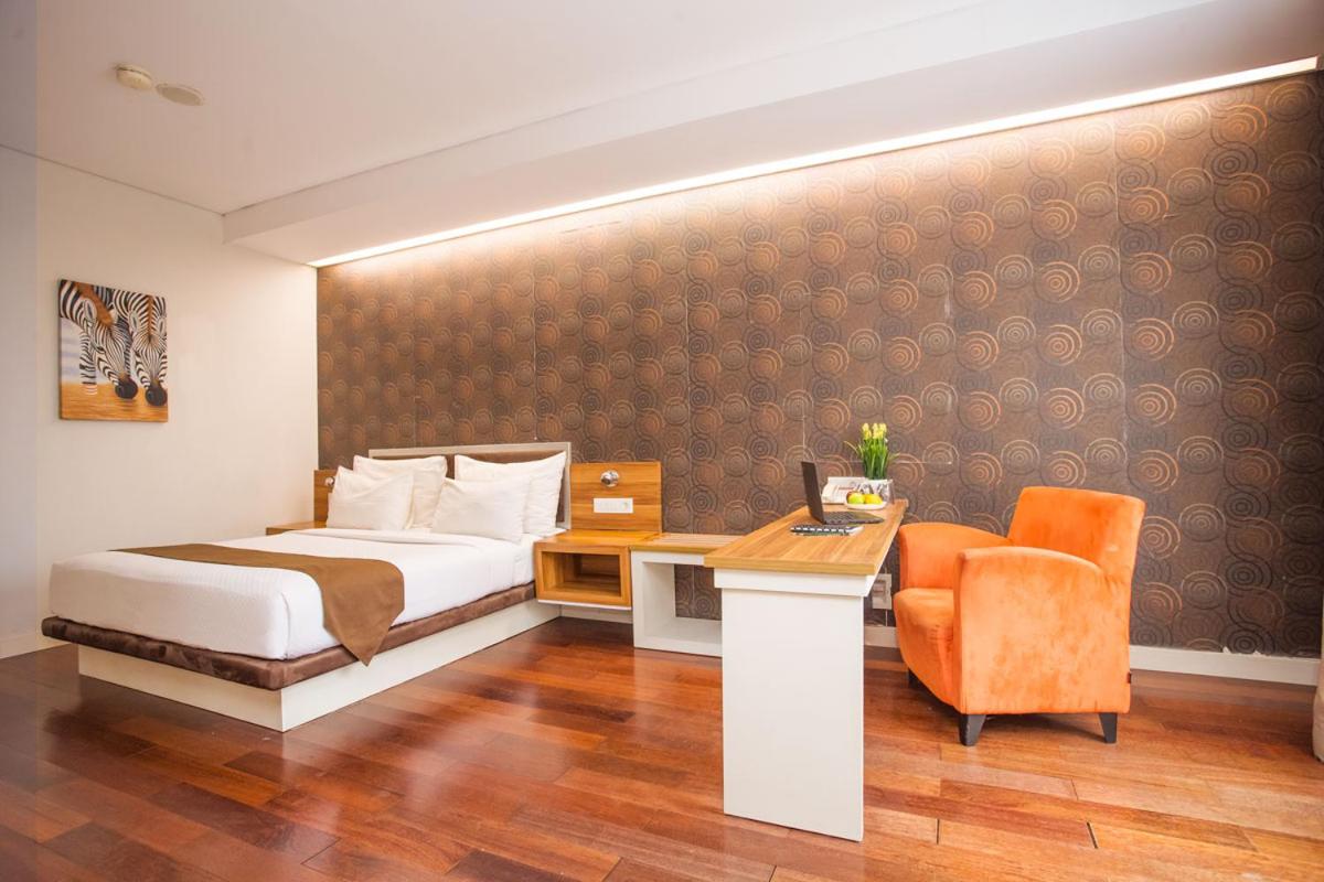 Executive Suite