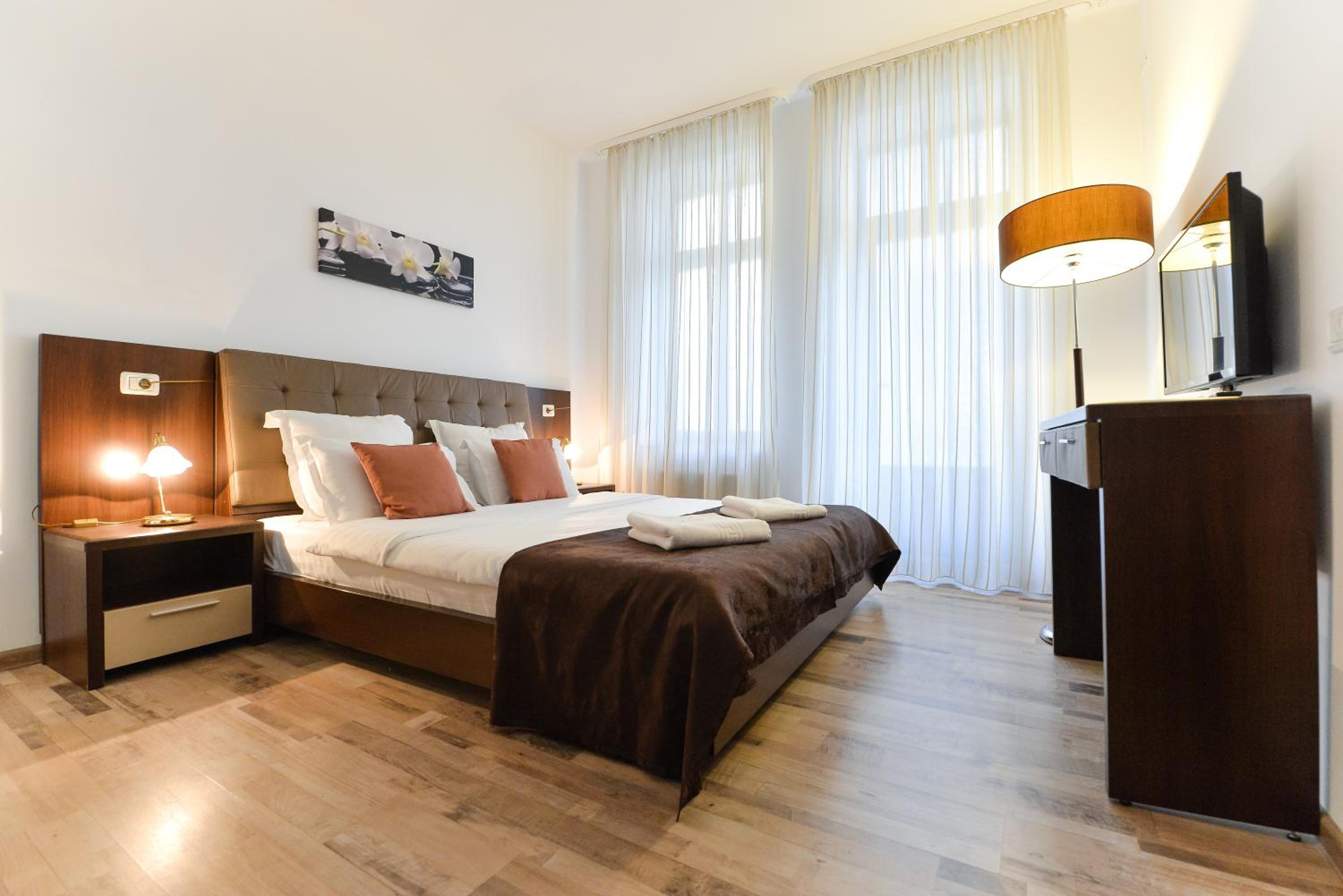 Suite photo 1