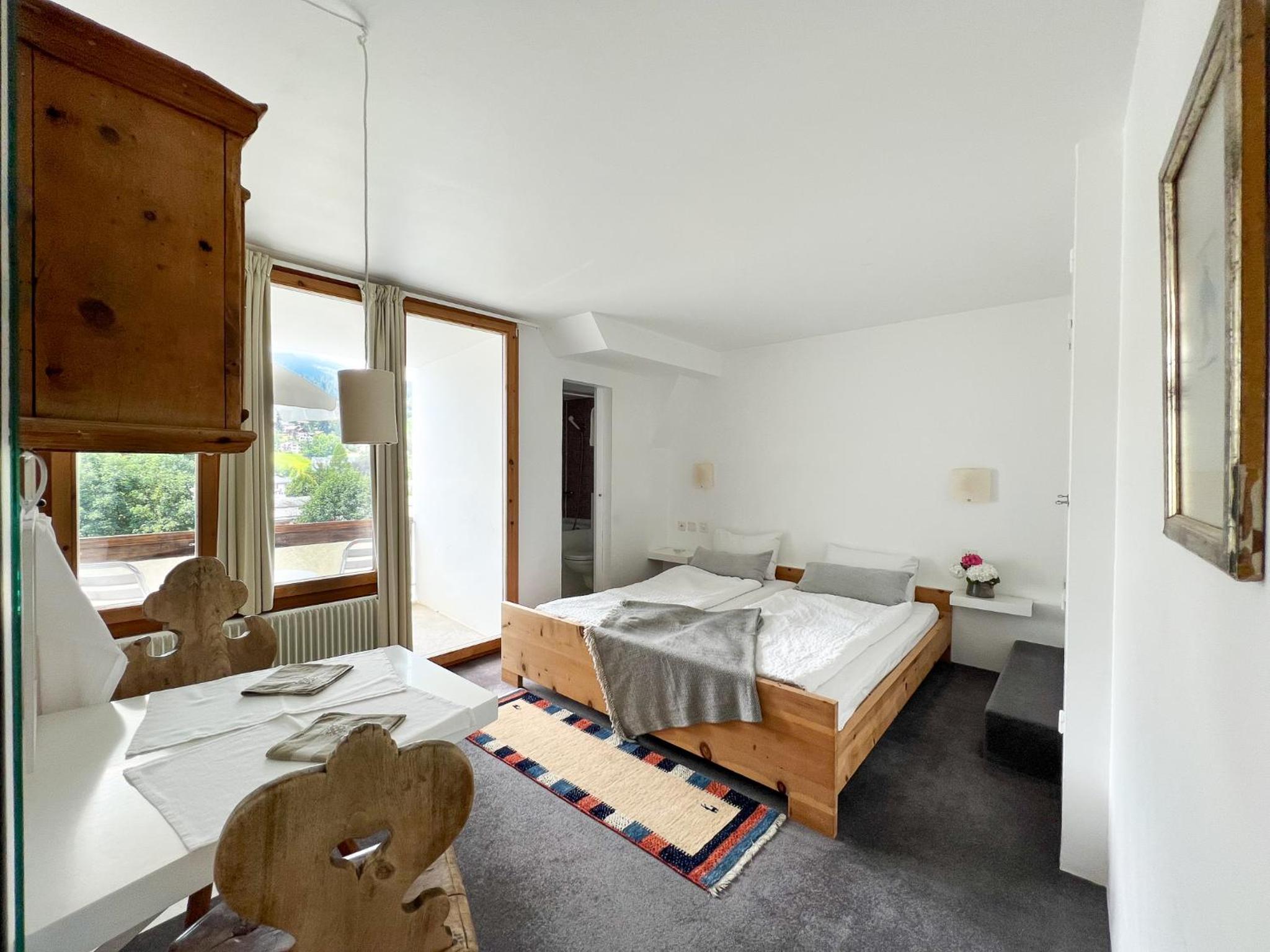 Apartment with Balcony photo 1