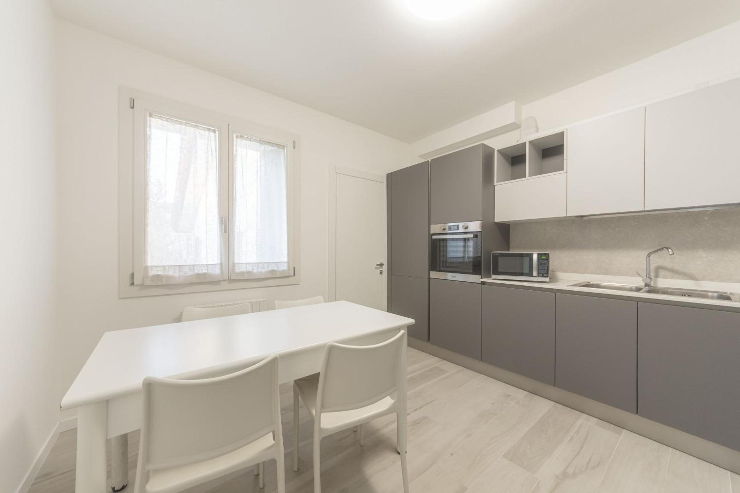 Apartment with Garden View - Photo 8