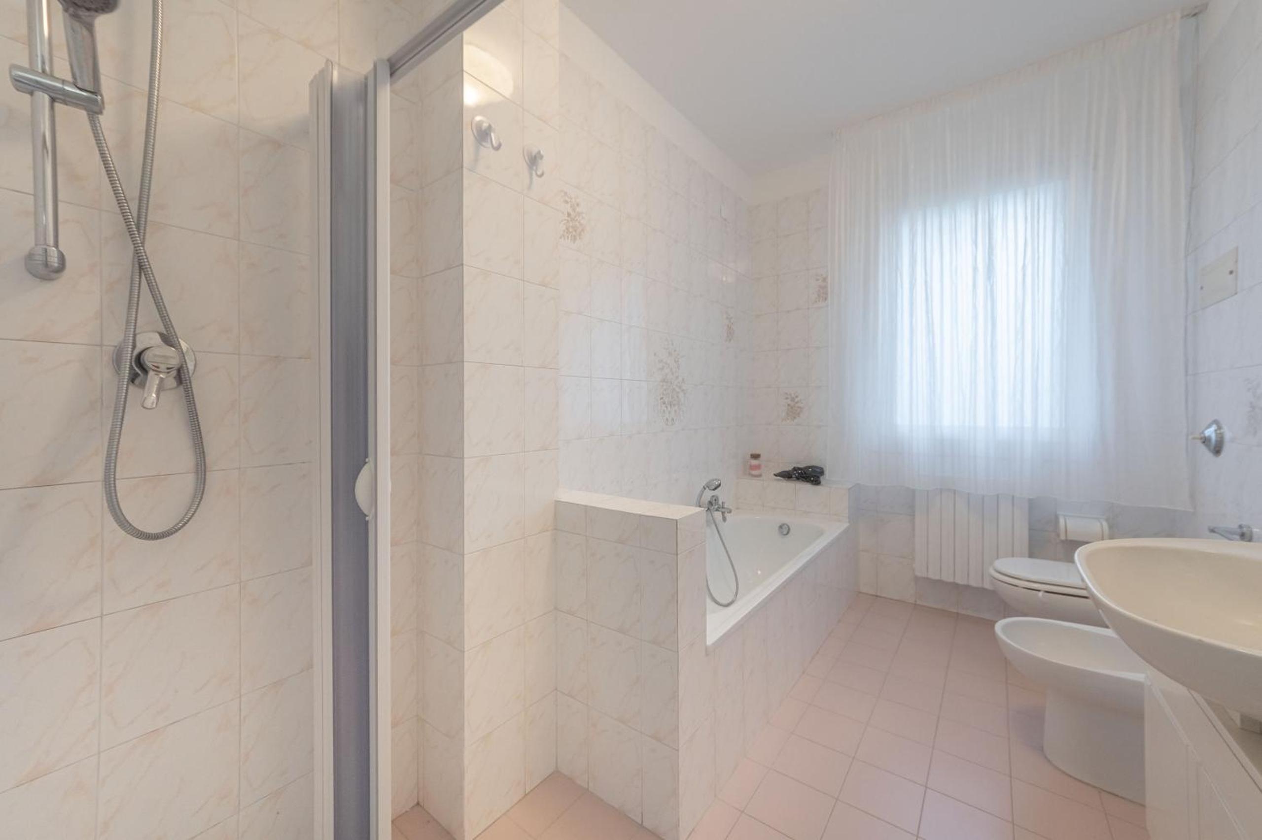 Apartment with Garden View - Photo 11