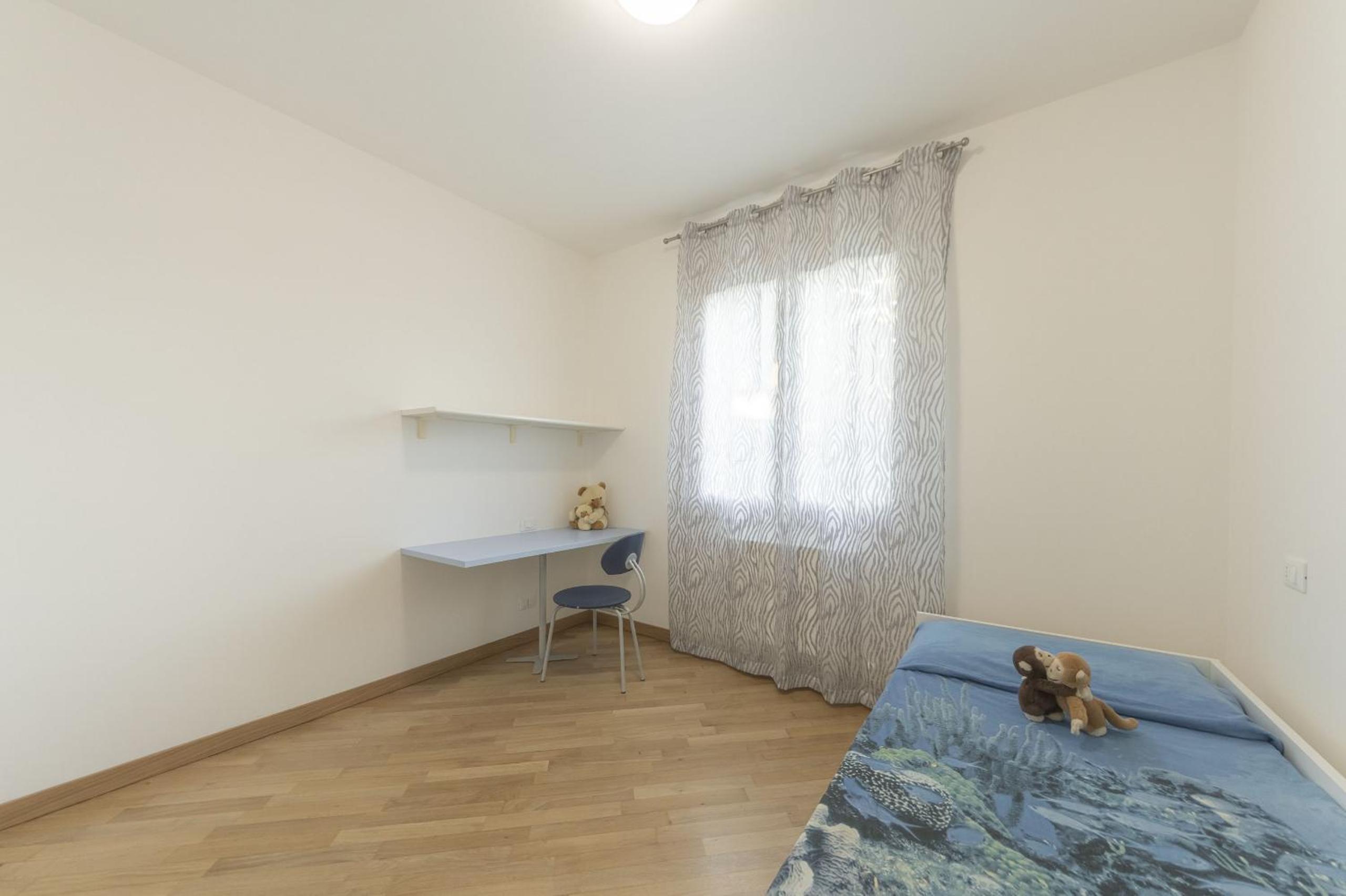 Apartment with Garden View - Photo 16