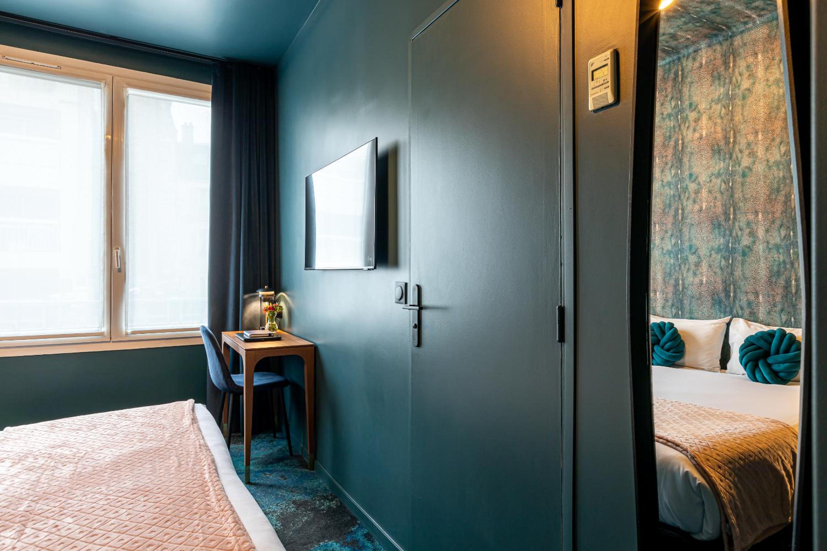 Classic Monceau Room