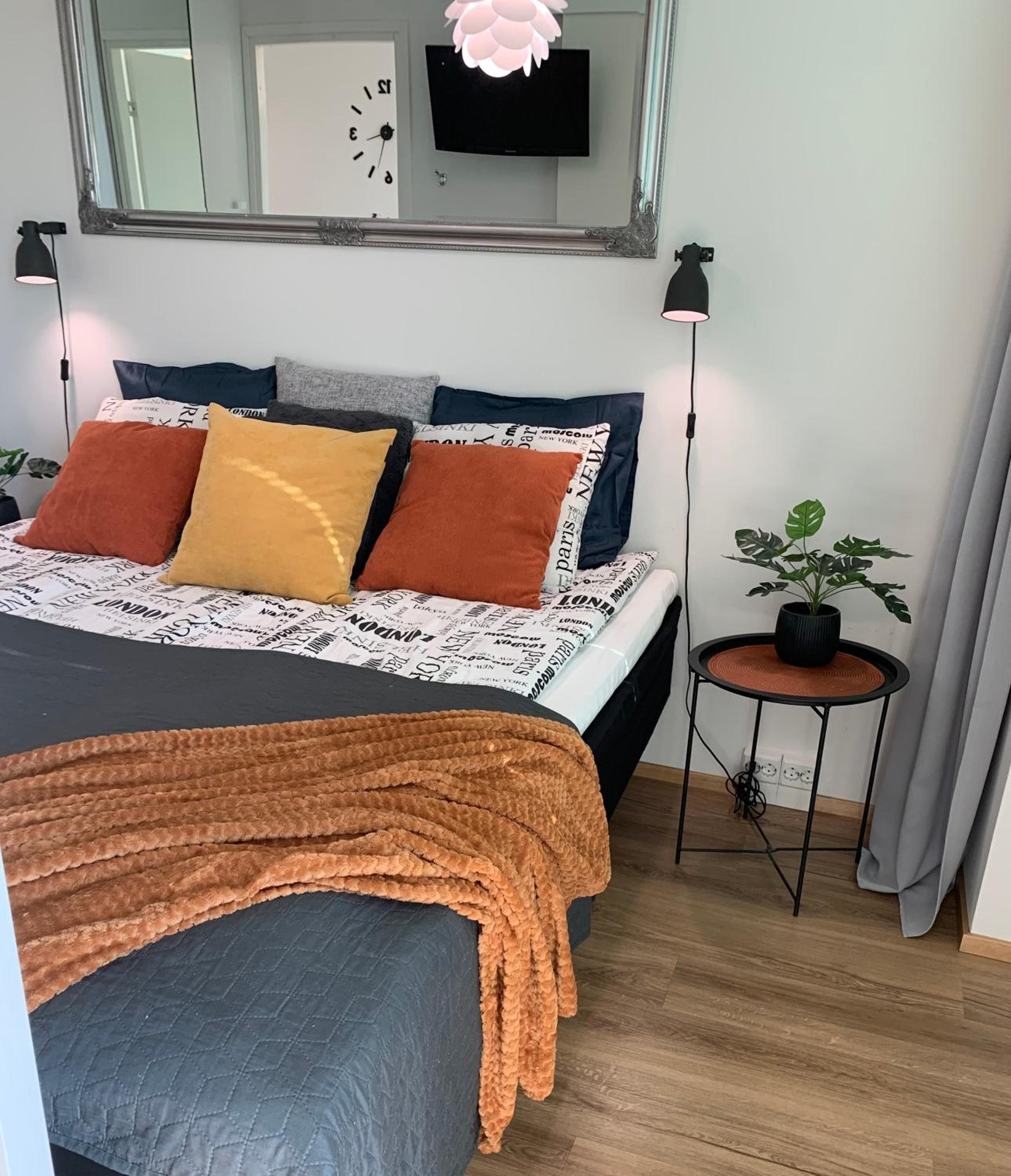Two-Bedroom Apartment - Photo 1