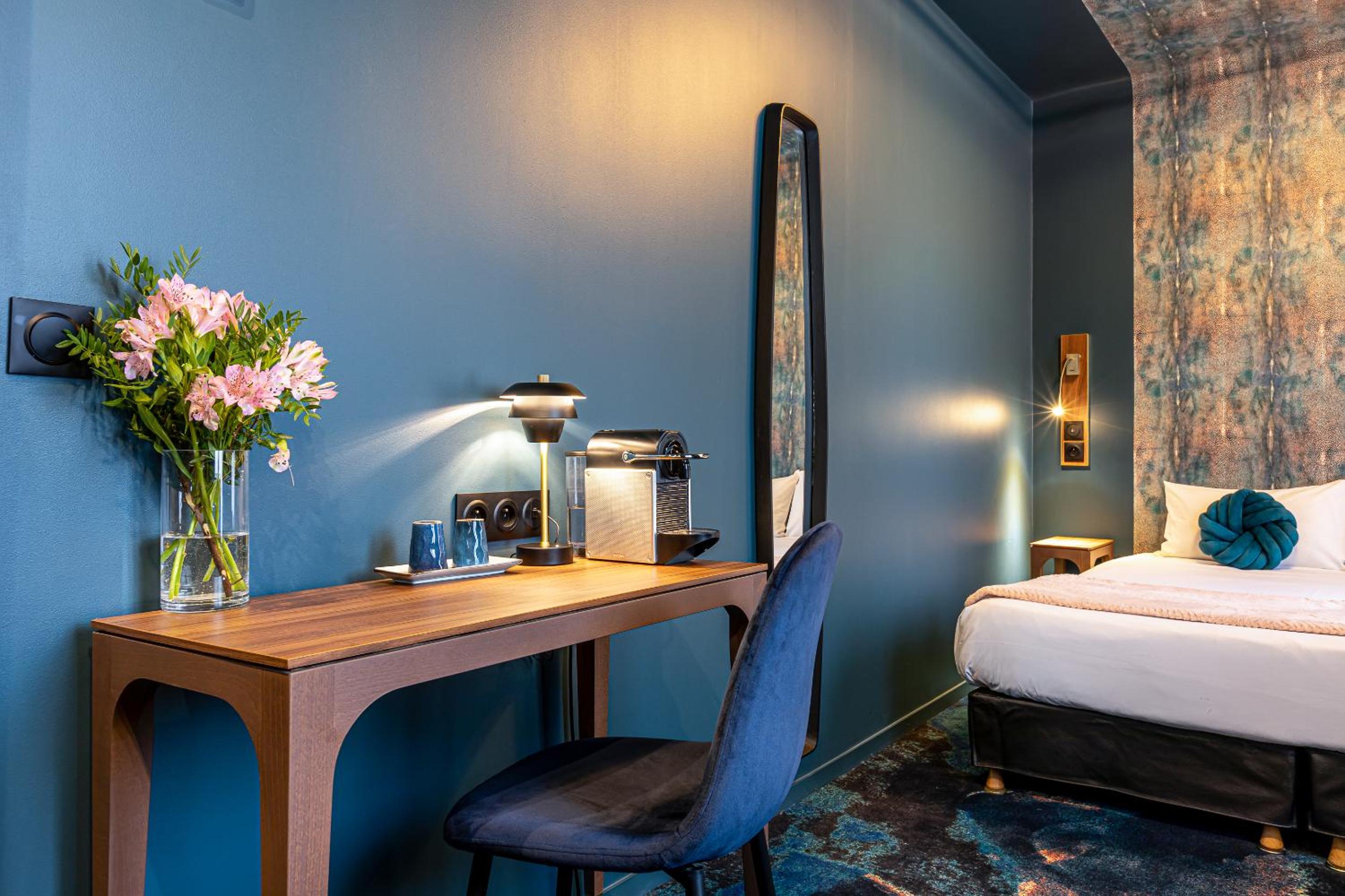 Superior Zen Room