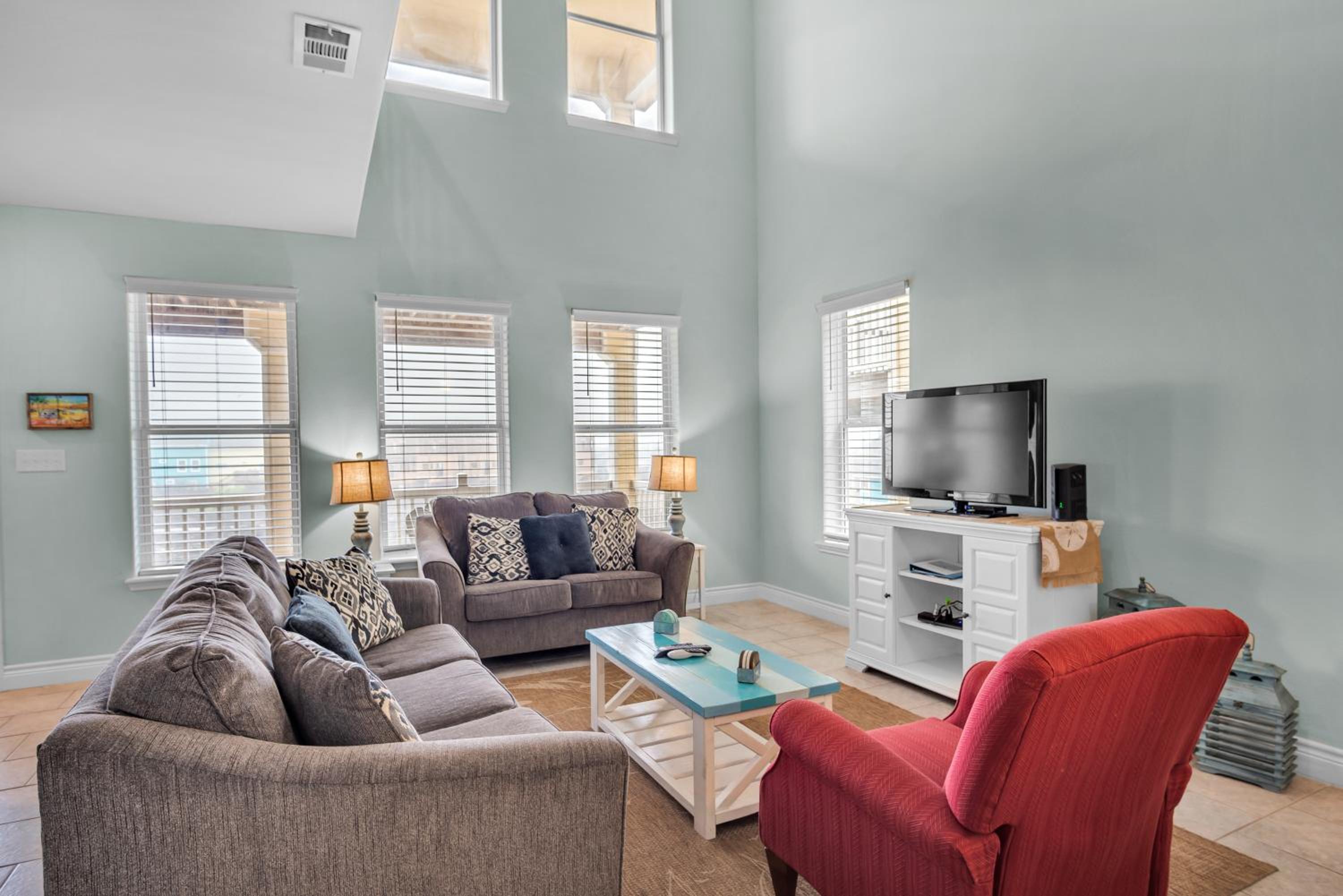 Four-Bedroom Vacation Home photo 1