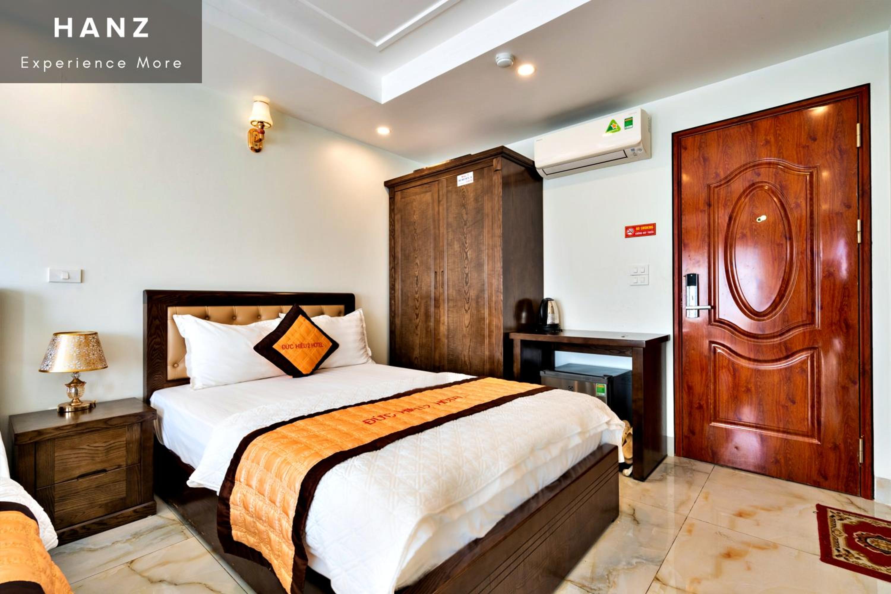 Deluxe Queen Room With Two Queen Beds