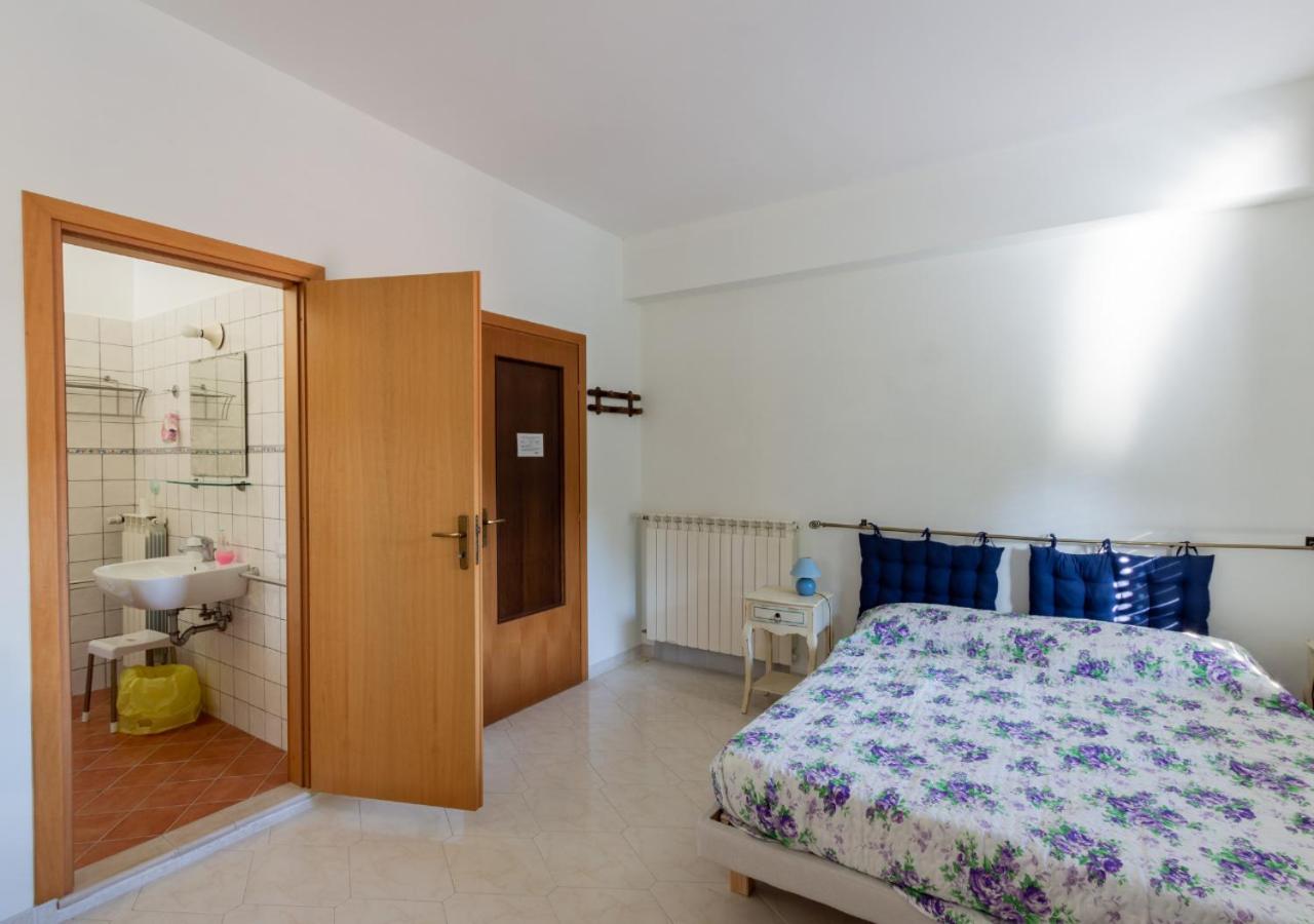 Triple Room With Private Bathroom photo 3