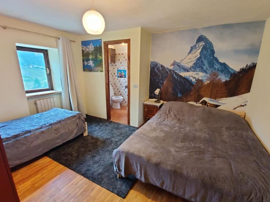 Two-Bedroom Apartment photo 2
