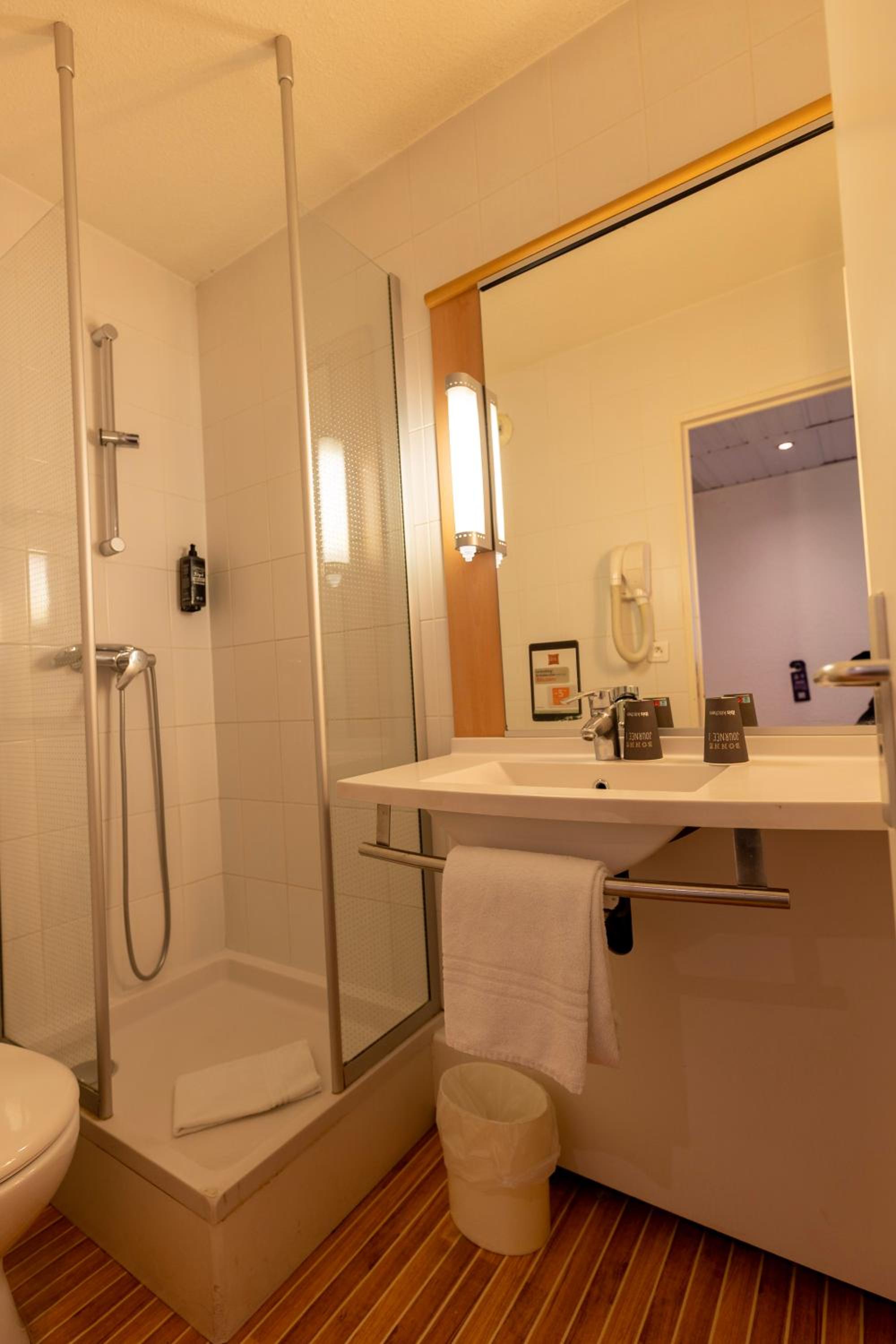 Standard Room With One Single Bed photo 2
