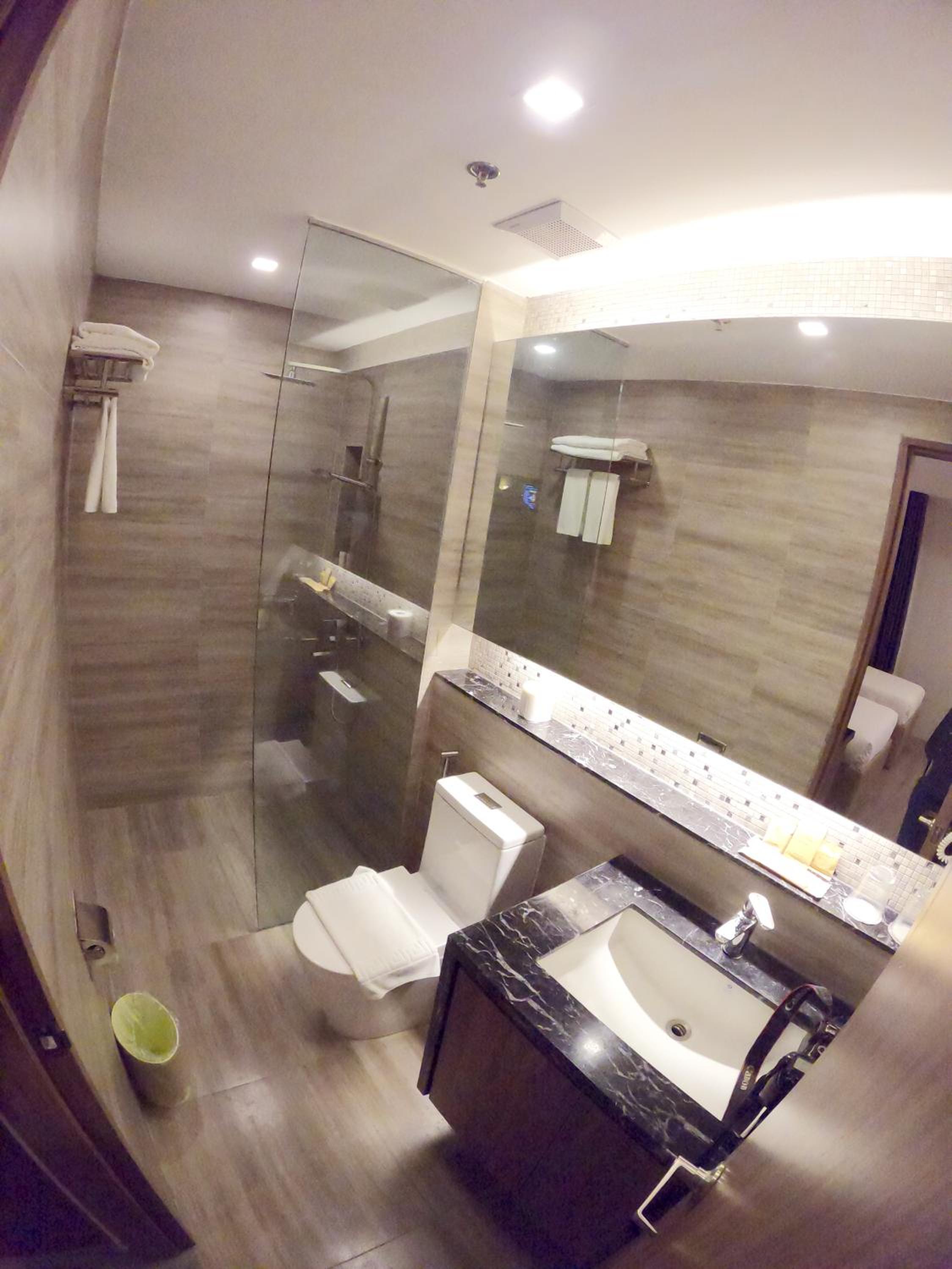Deluxe Twin Room - Photo 7