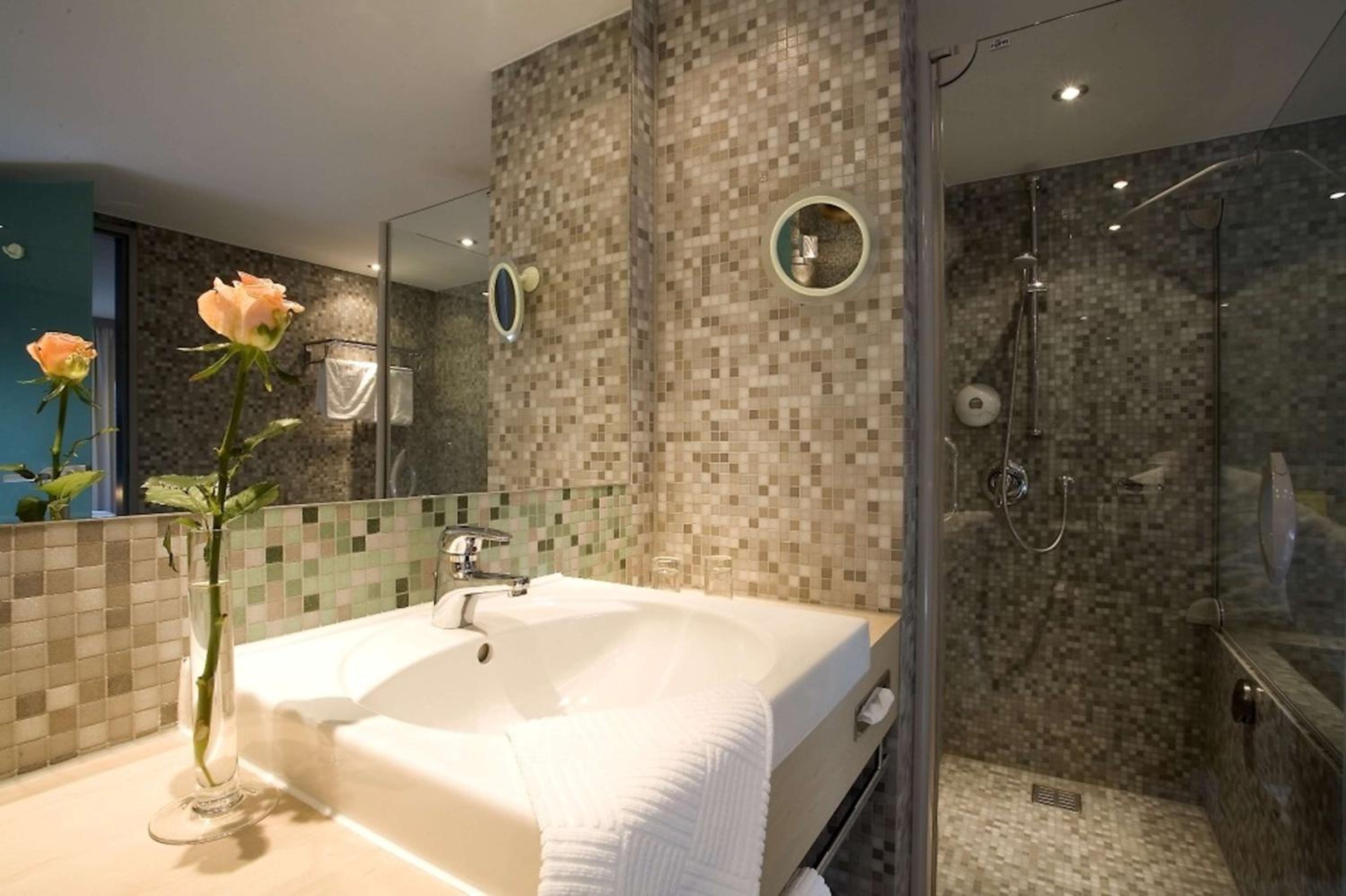 Studio - Photo 4