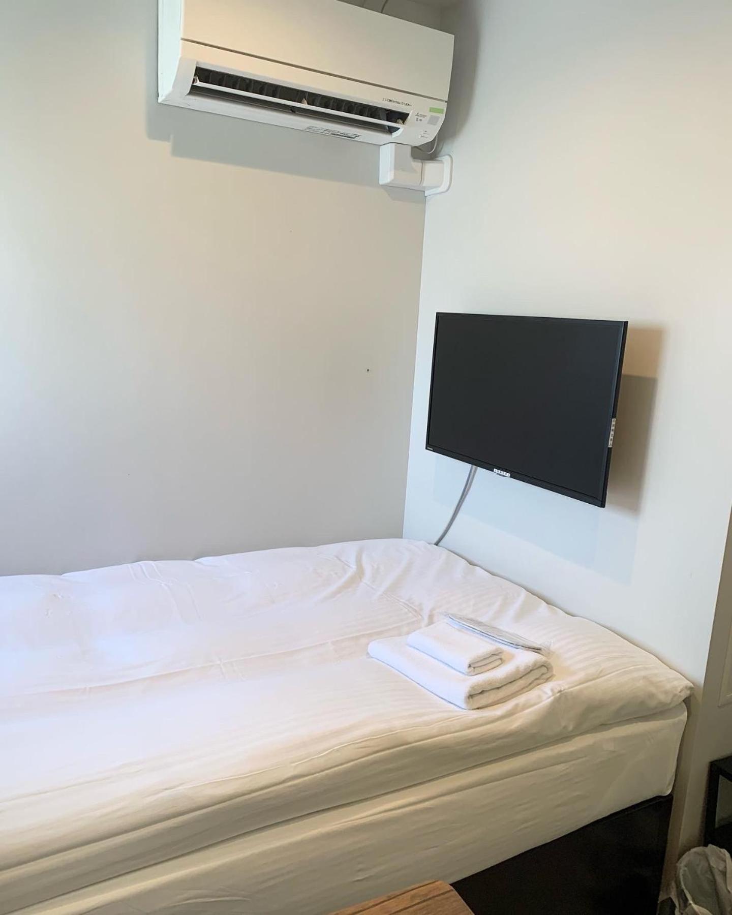 Single Room with Shower photo 1