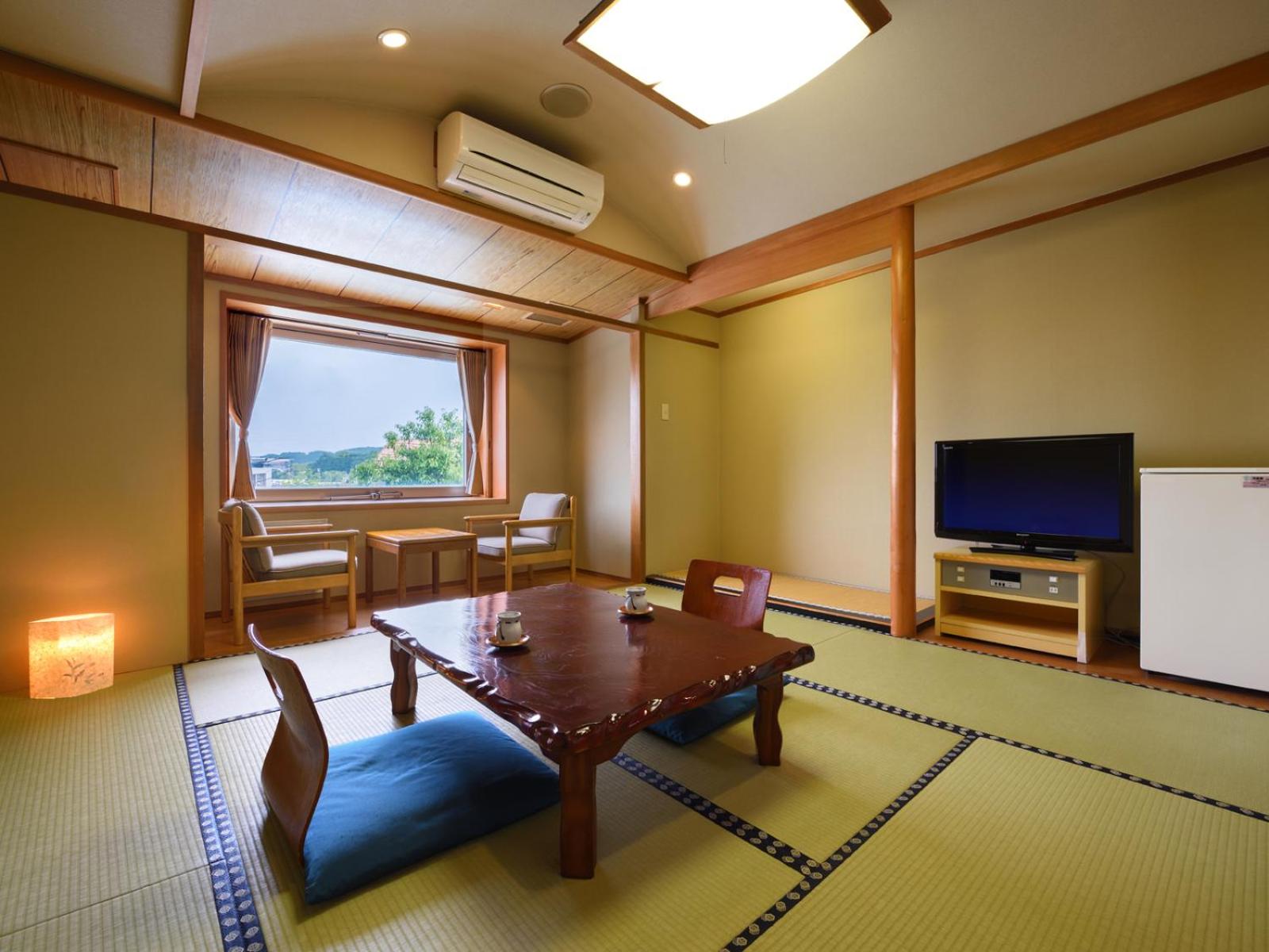 Japanese-Style Quadruple Room - Non-Smoking - Photo 1