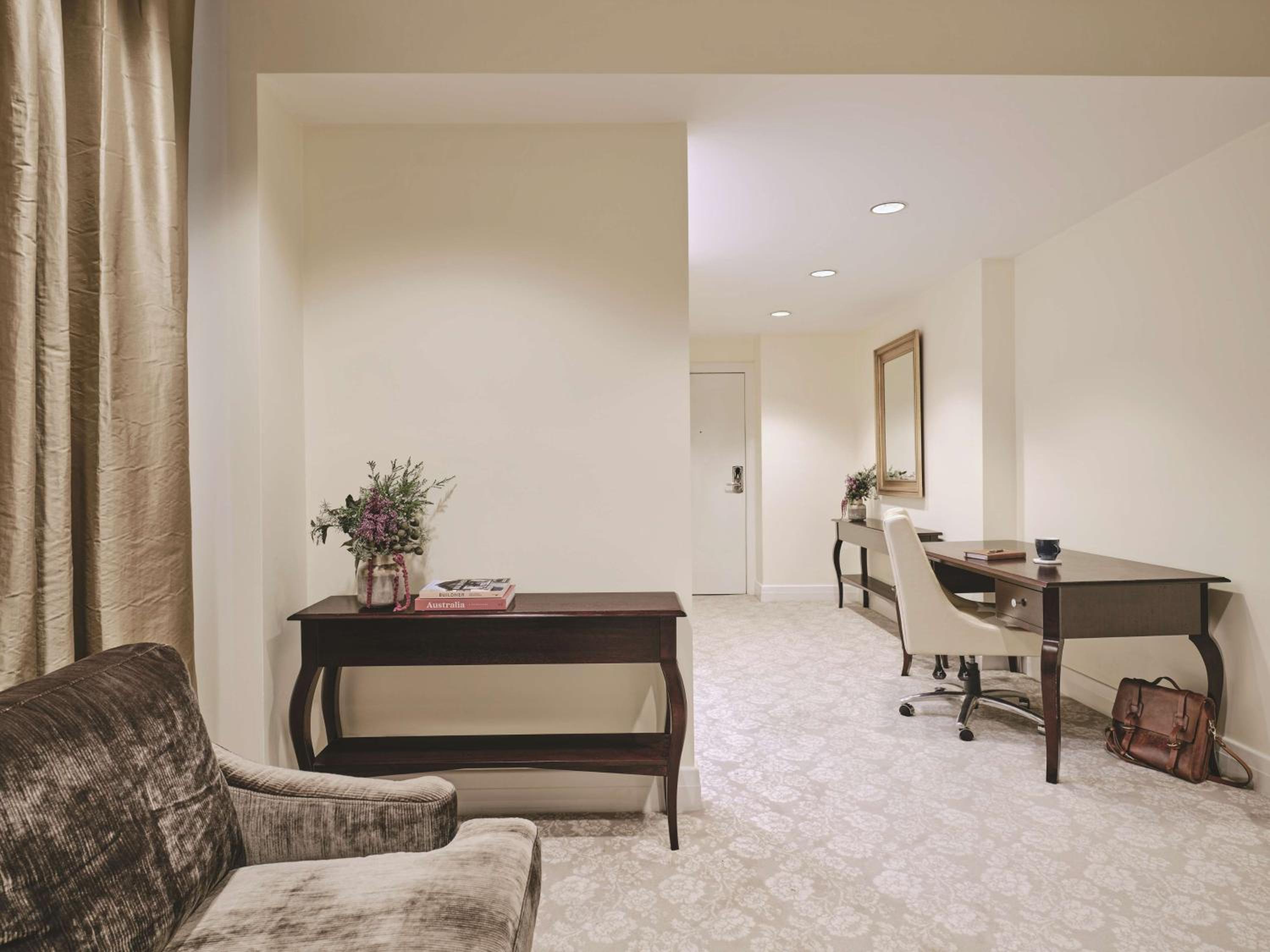 Fuller Suite King + 2 Nightly Cocktails - Photo 4