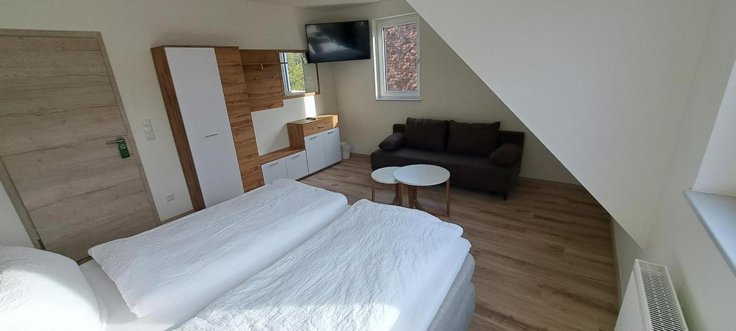 Superior Triple Room photo 3
