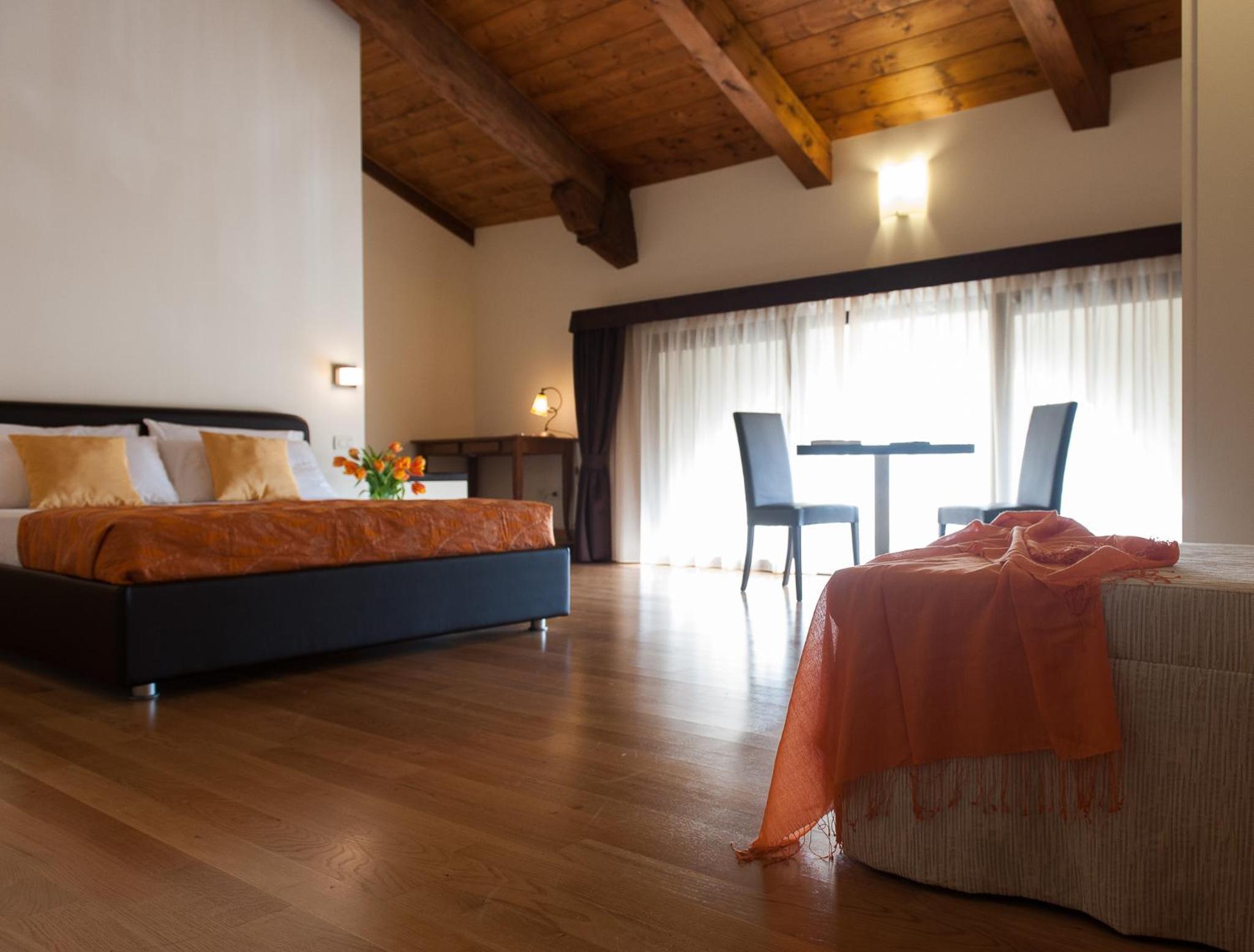 Triple Room - Photo 5