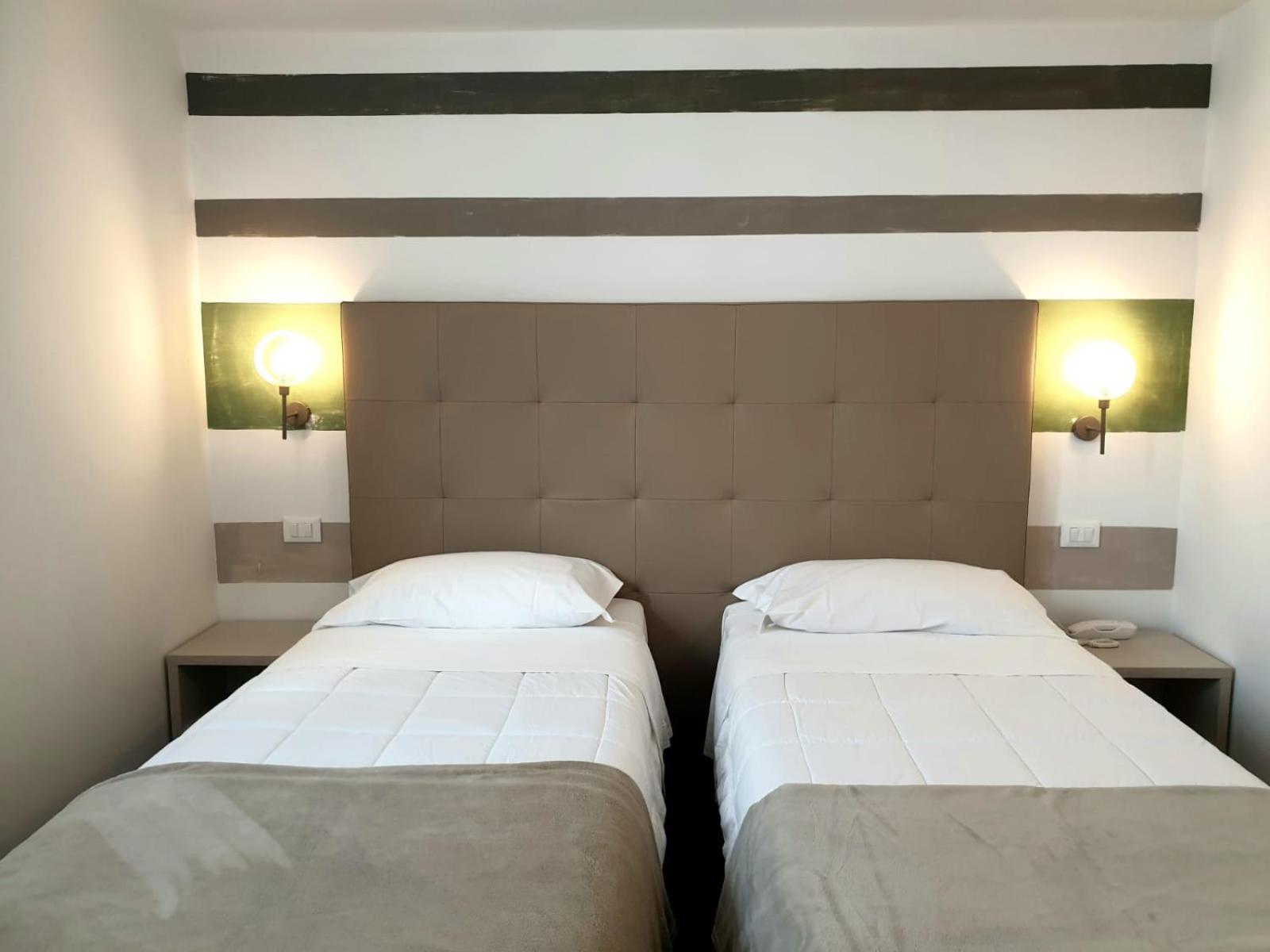 Twin Room photo 2
