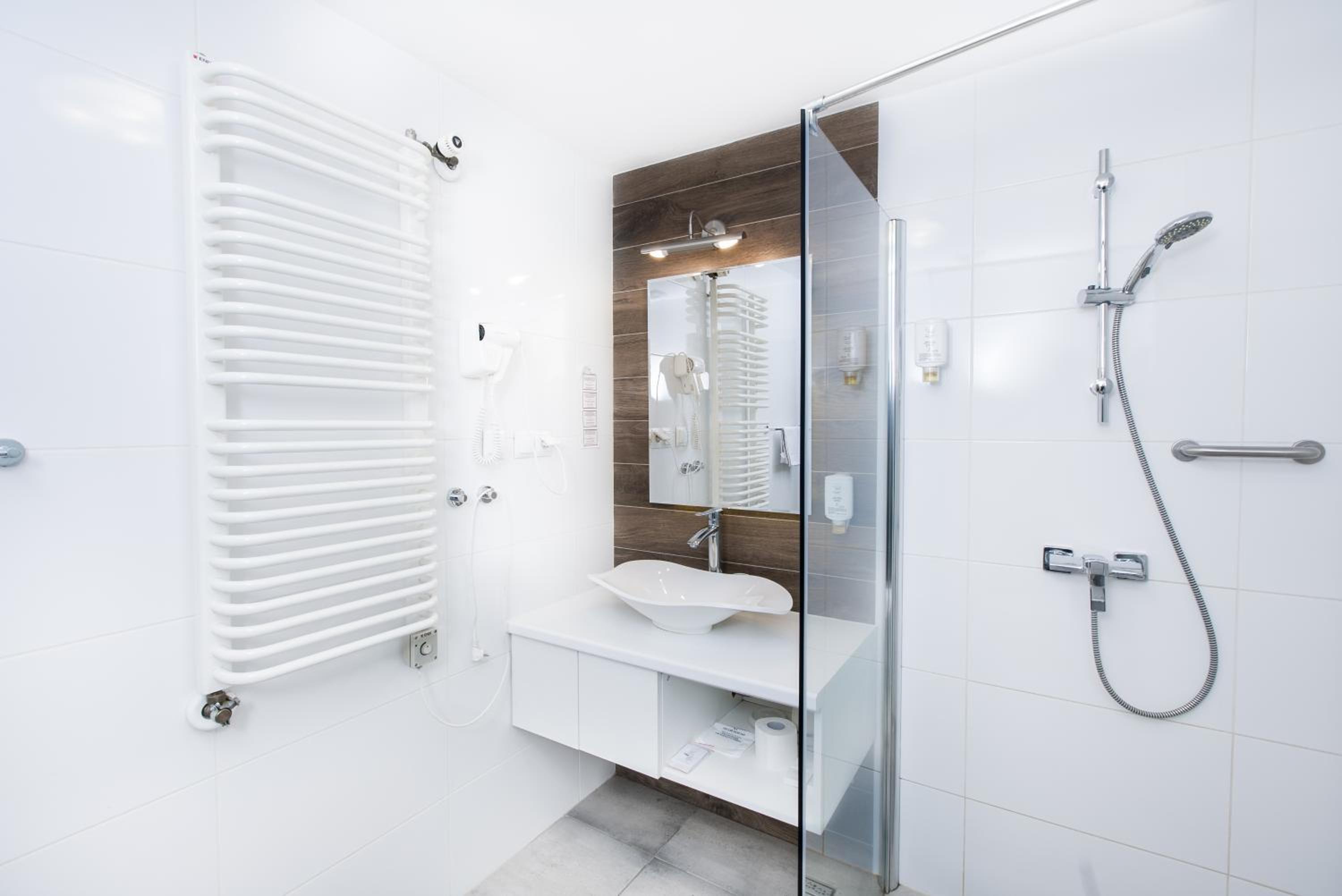 Superior Double Room - Photo 8