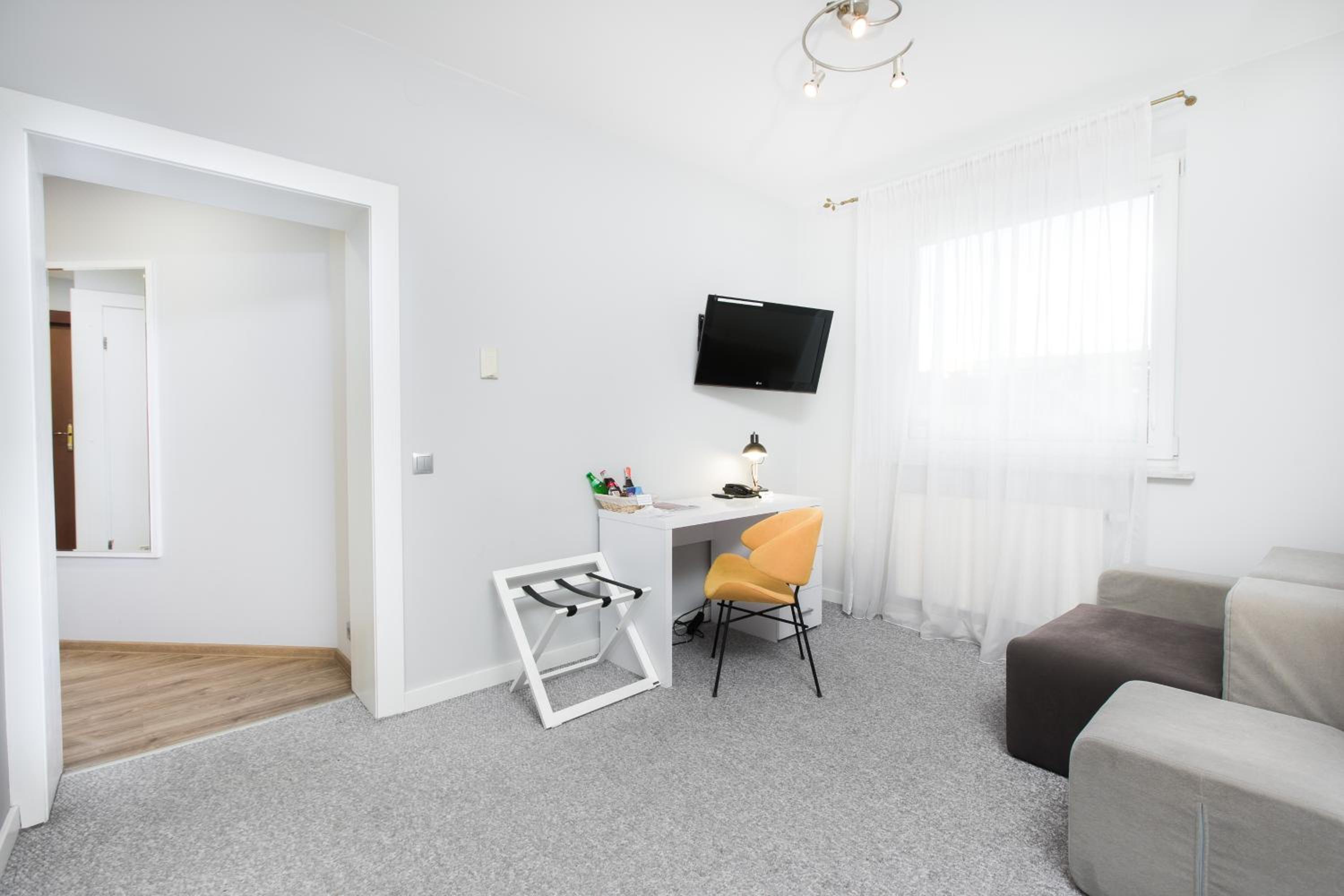 Deluxe Triple Room - Photo 2