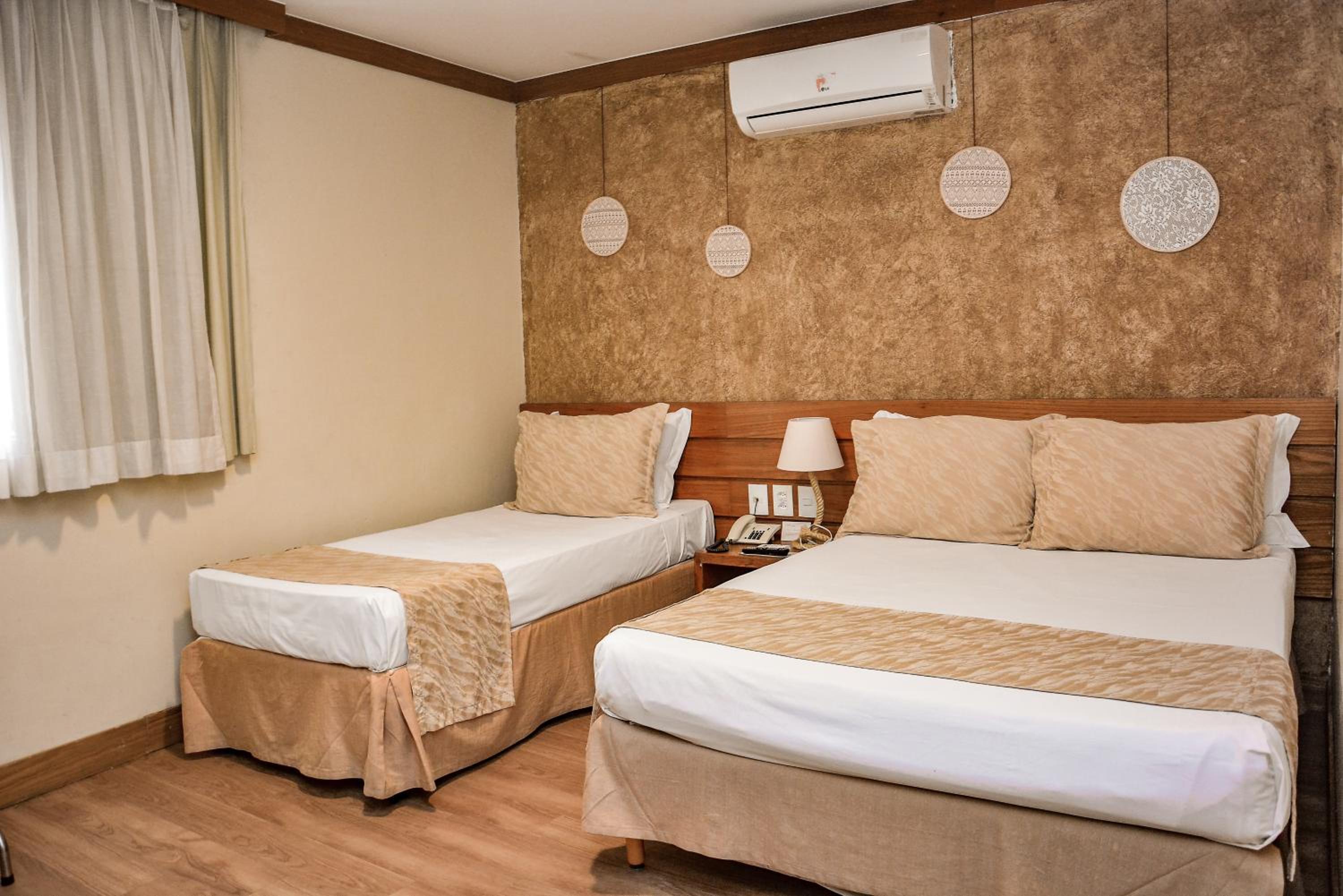 Standard Triple Room - Photo 4