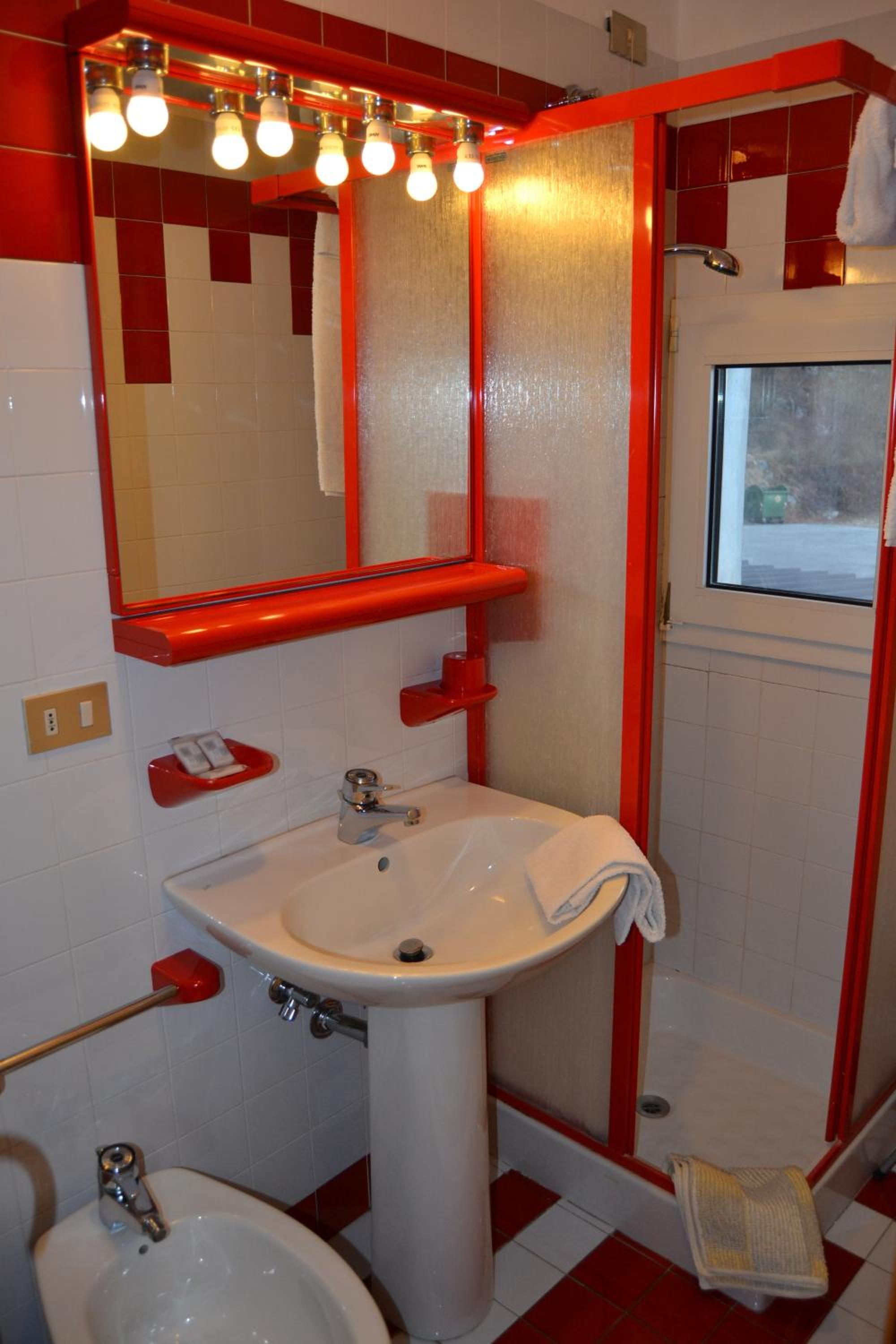 Triple Room with Balcony photo 3