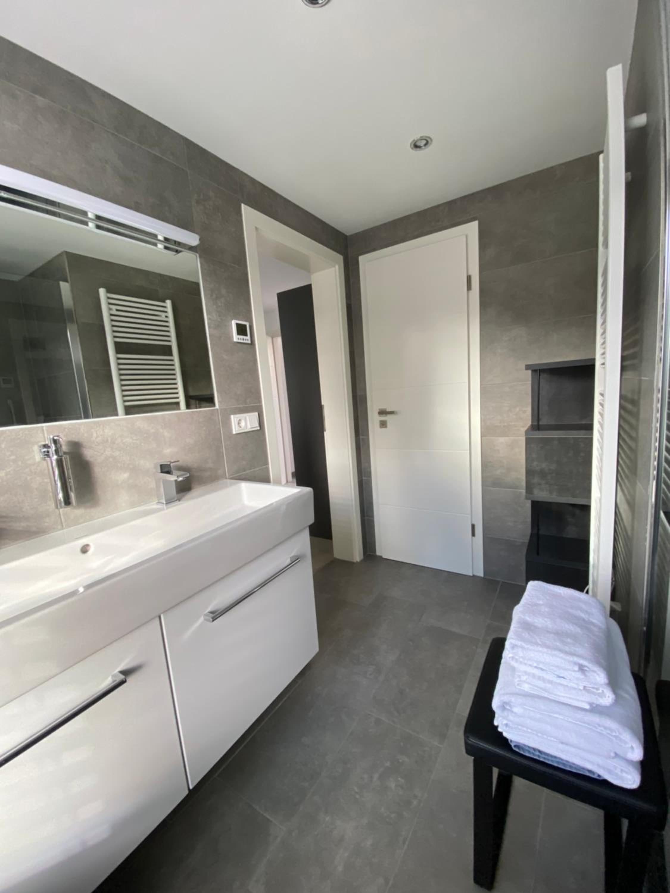 Double Room with Terrace - Photo 12