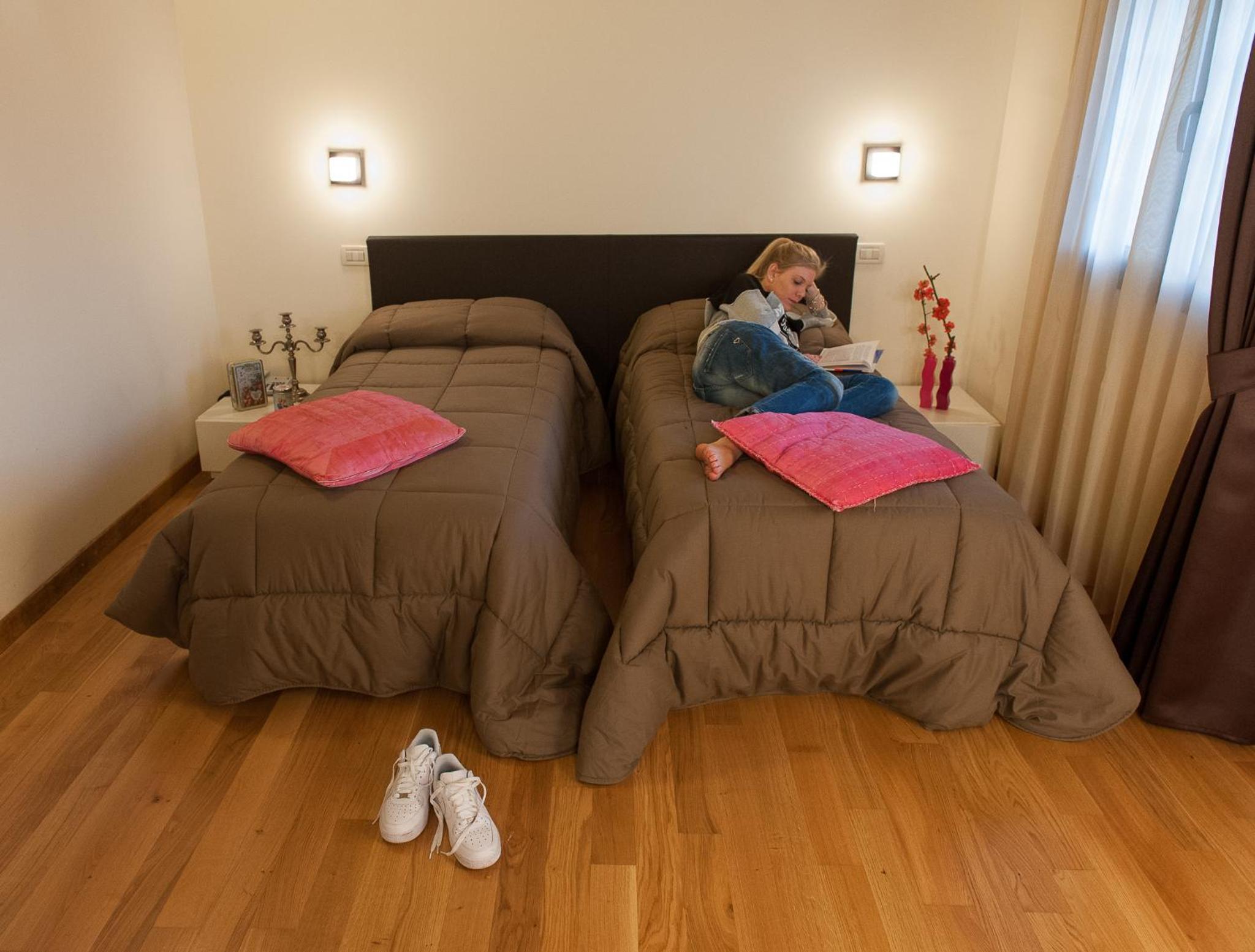 Twin Room - Photo 5