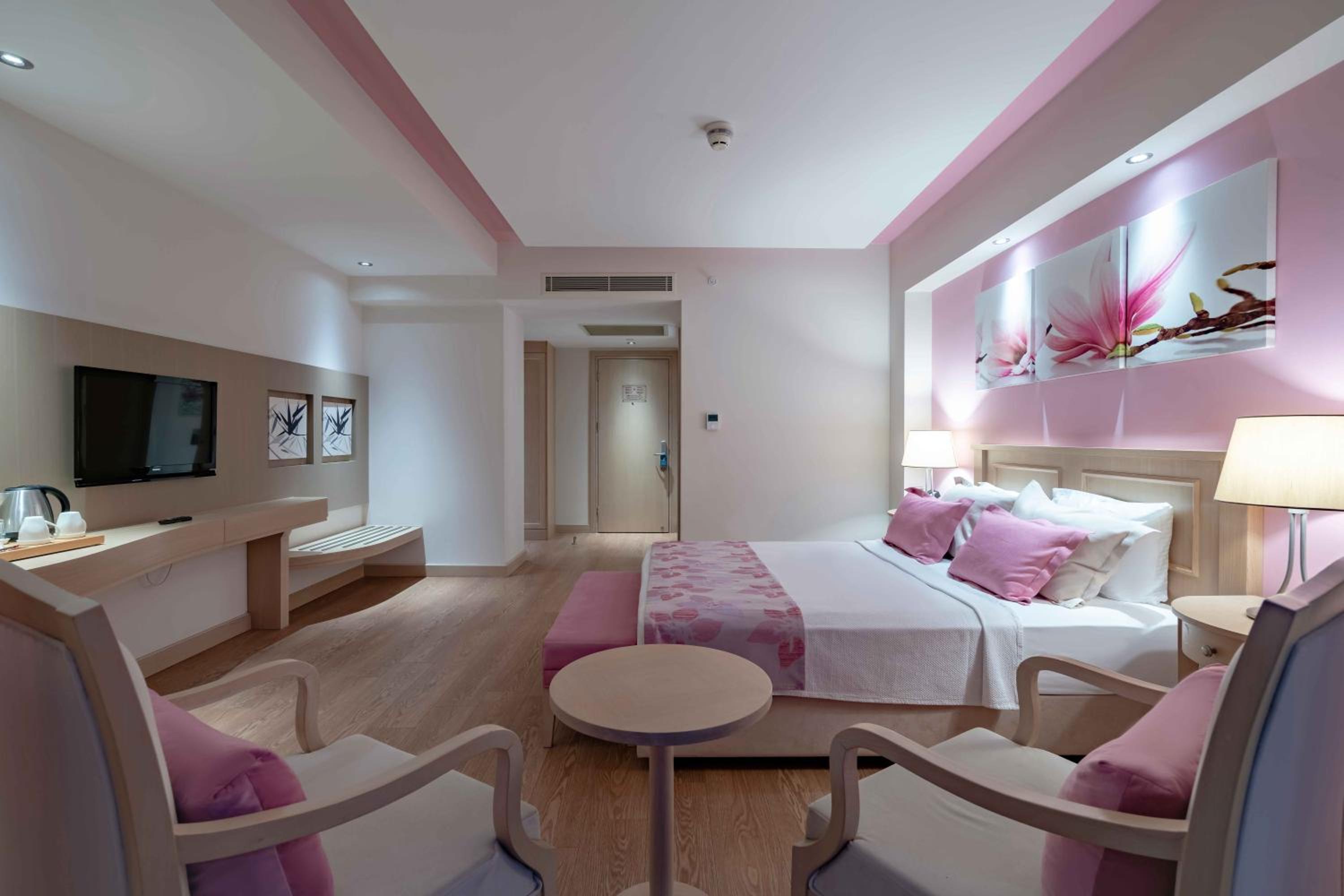 Standard Room With Land View photo 2
