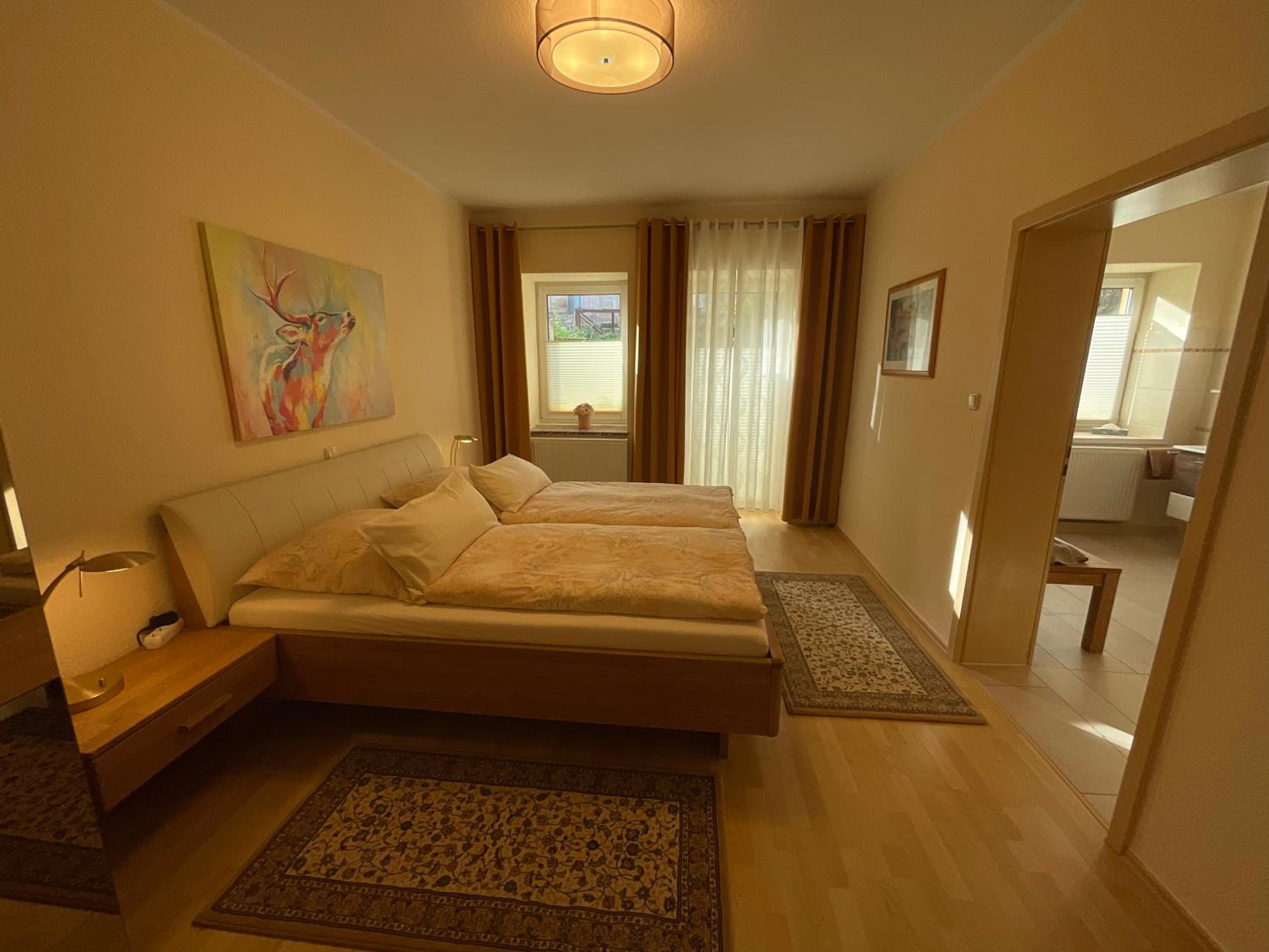 Apartment with Balcony photo 2