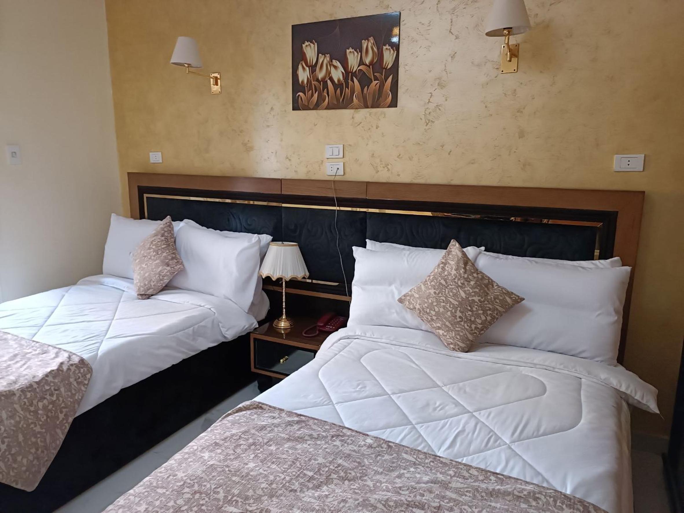 Standard Double or Twin Room - Photo 3