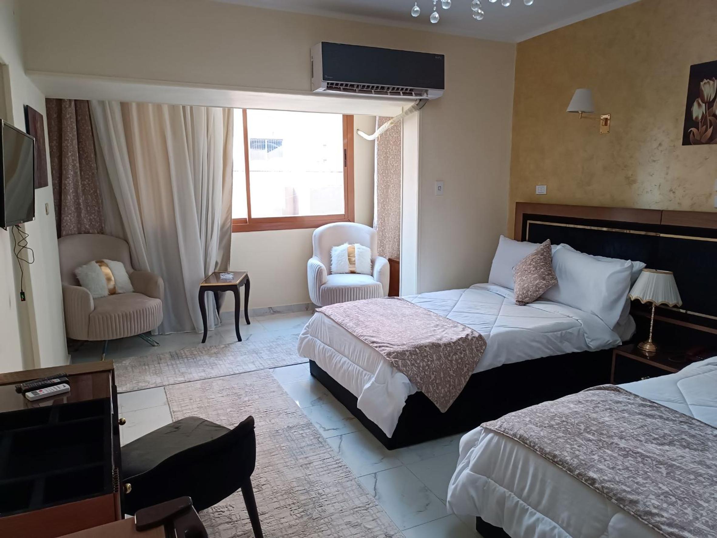 Standard Double or Twin Room - Photo 28