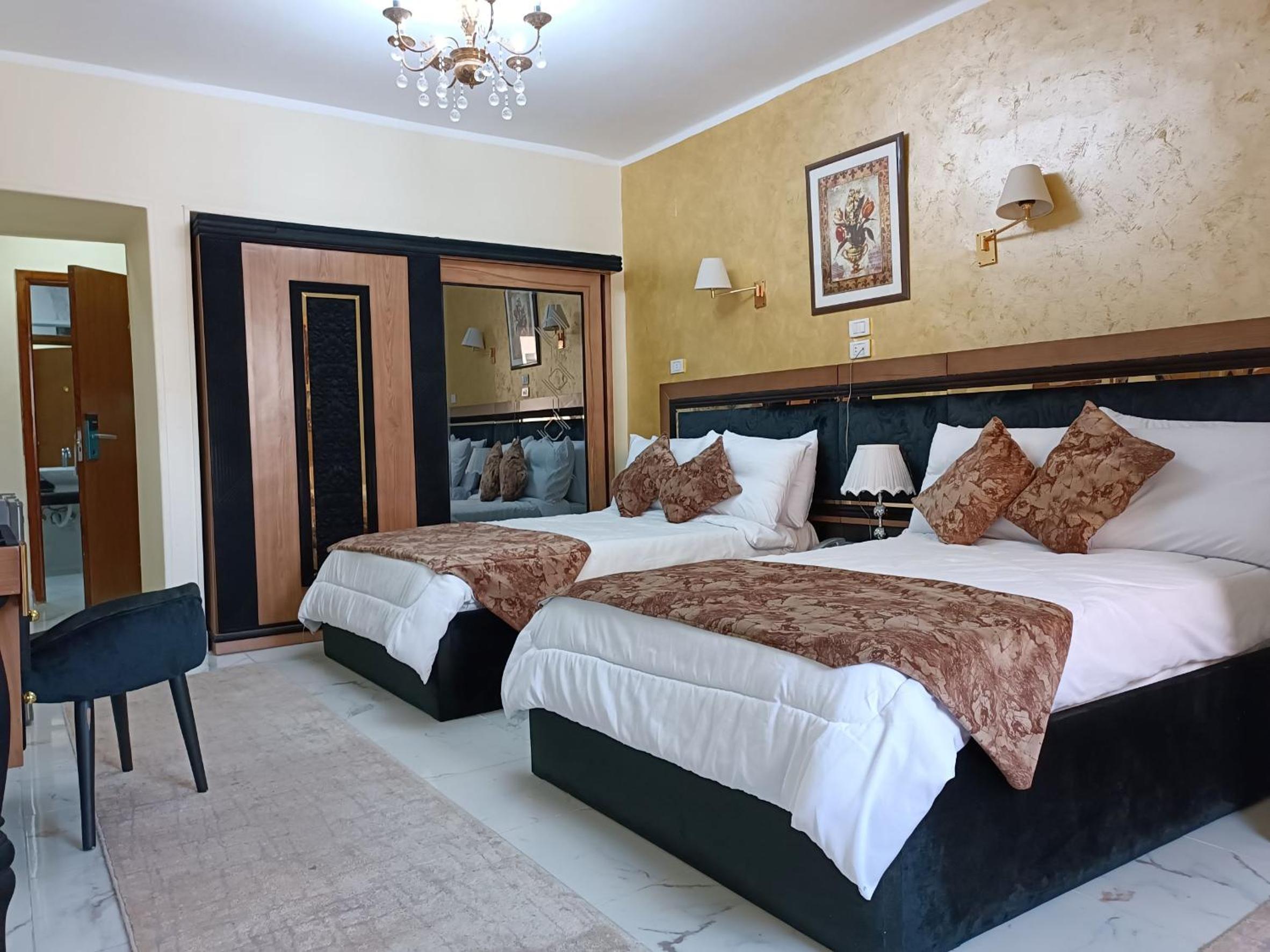 Standard Double or Twin Room - Photo 1