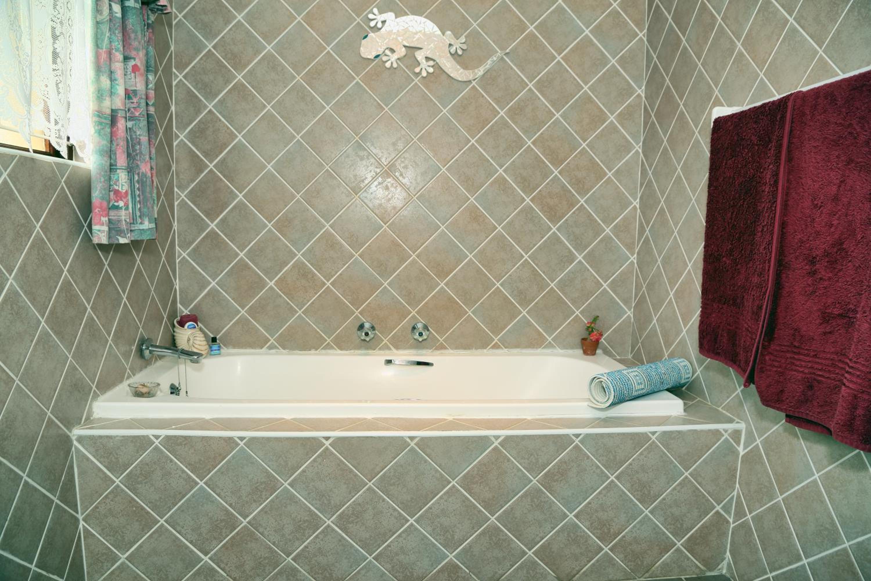 Villa - Photo 2