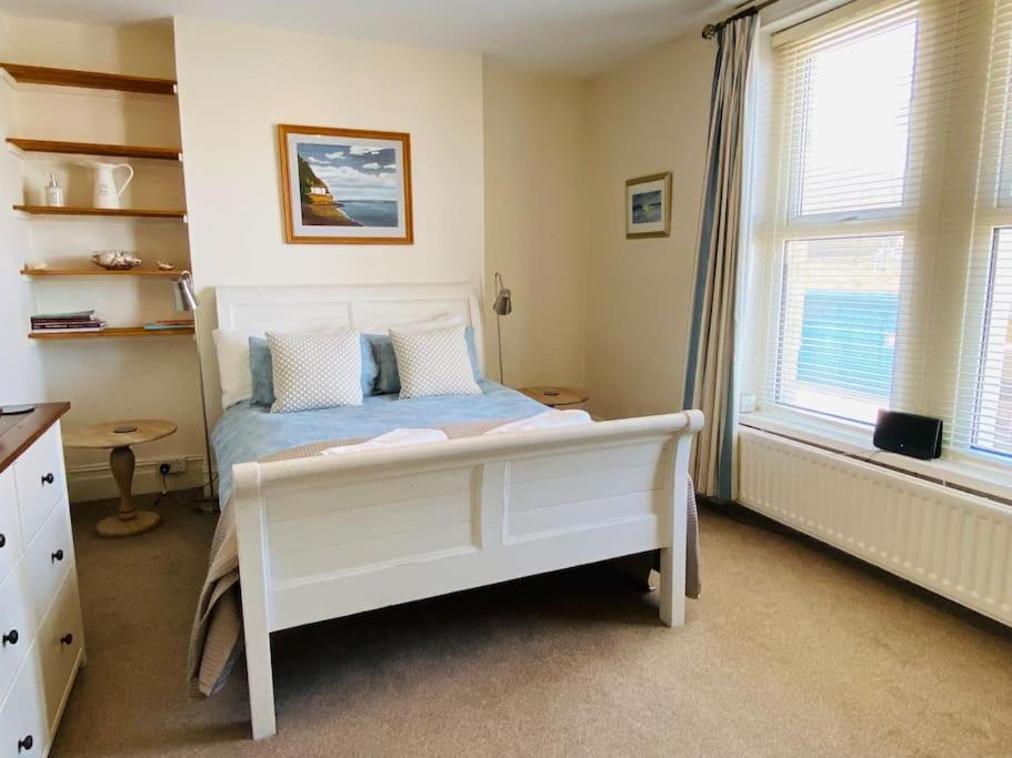 Four-Bedroom House photo 2