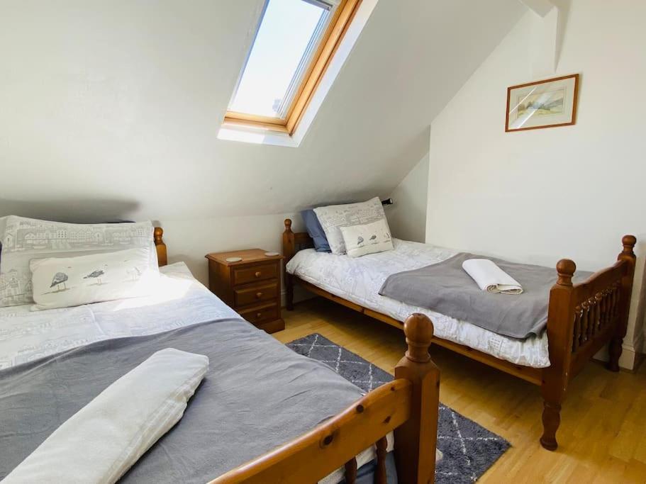Four-Bedroom House photo 3