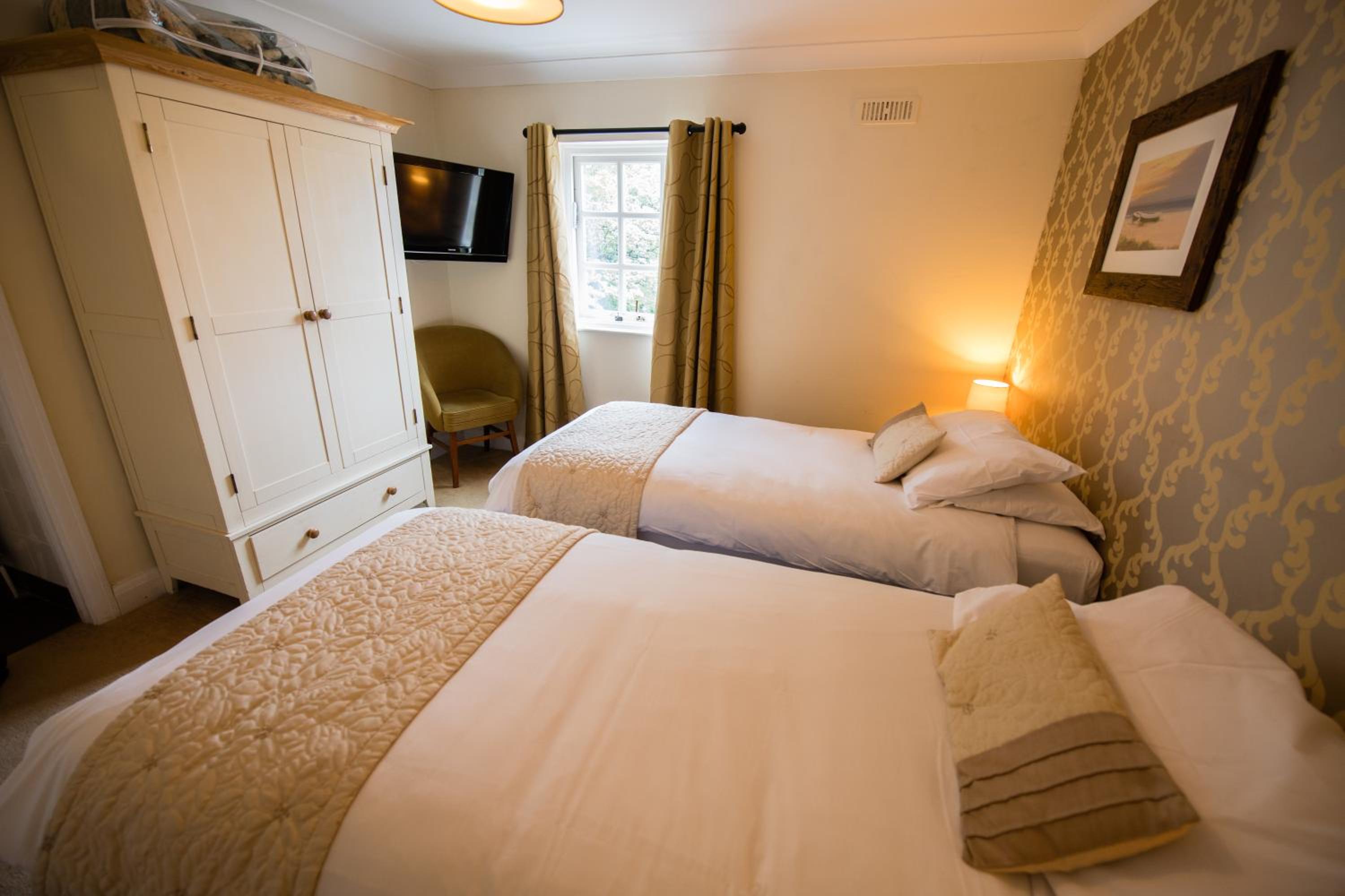 Twin Room - Photo 4