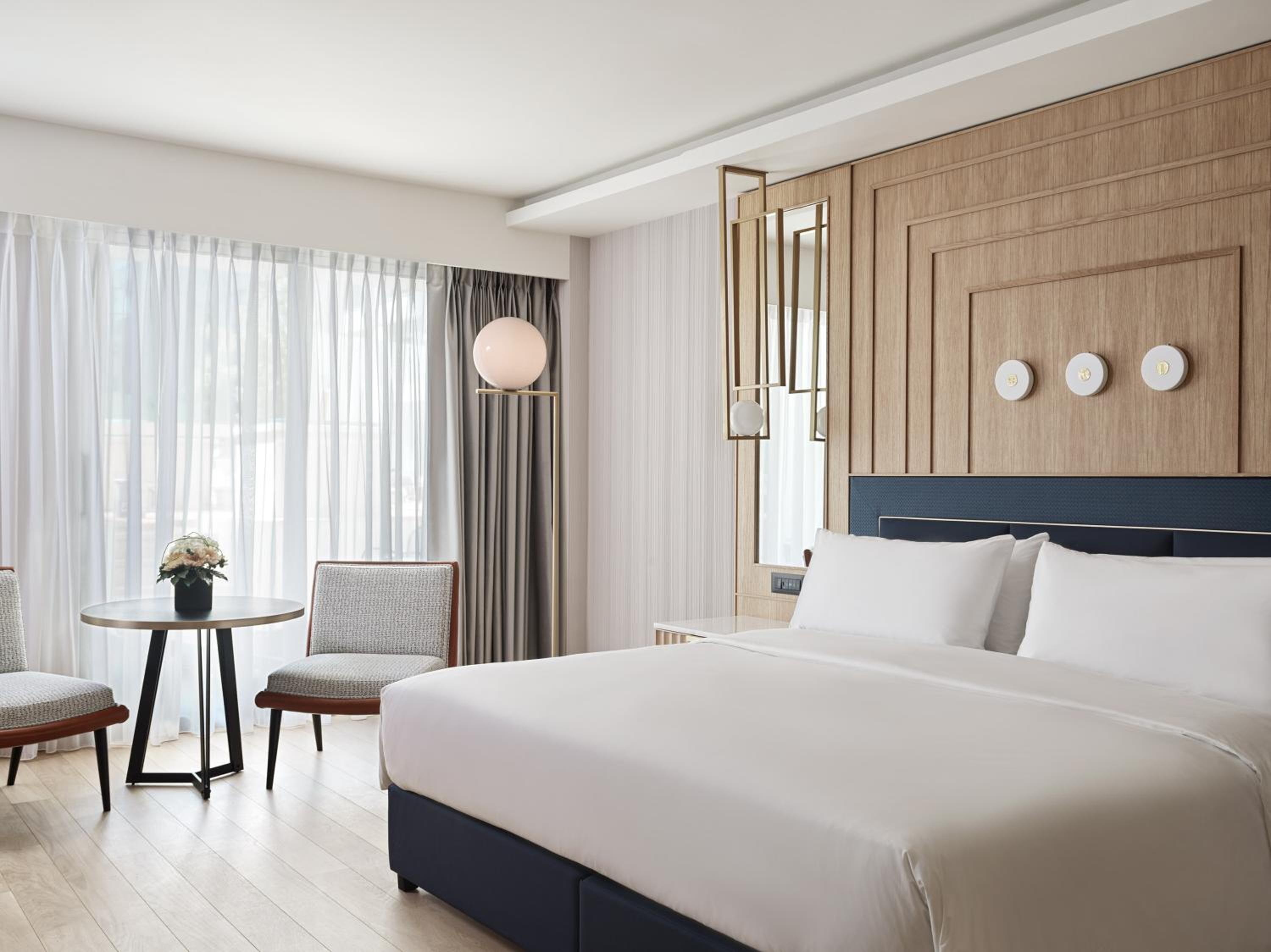 Junior Suite with Pool