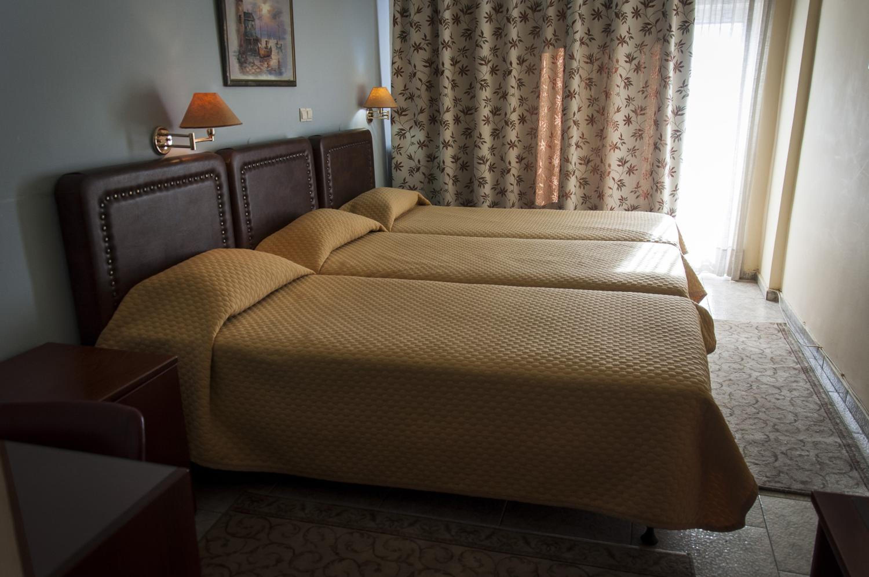 Superior Triple Room photo 1