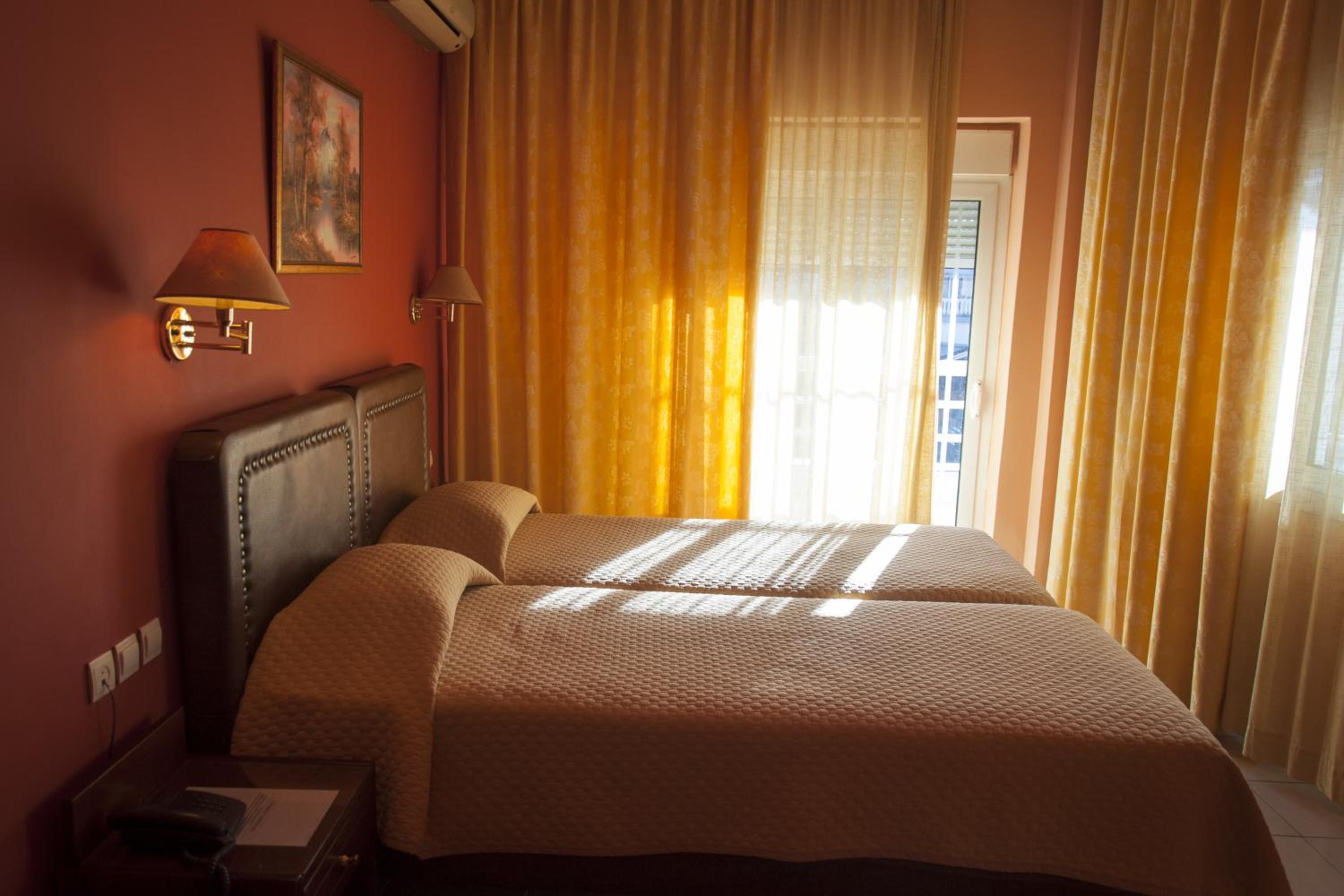 Single Room photo 3