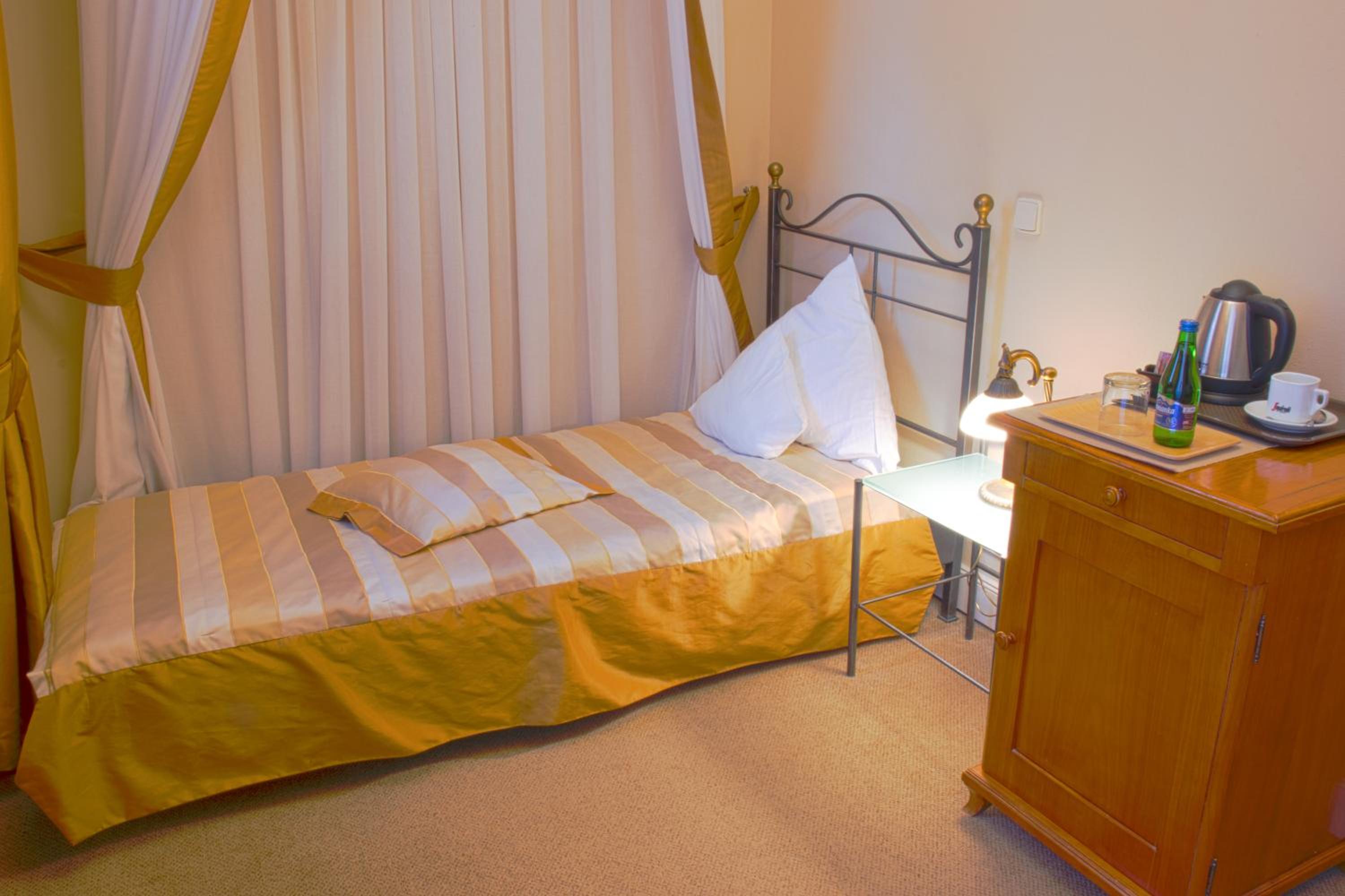Single Room photo 1