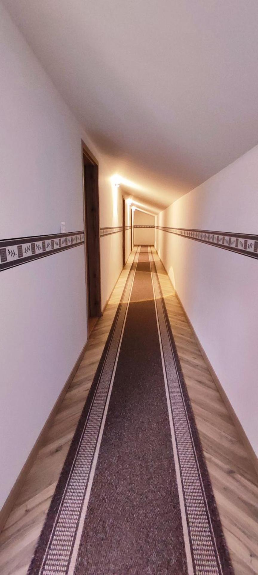 Triple Room with Private Bathroom - Photo 9