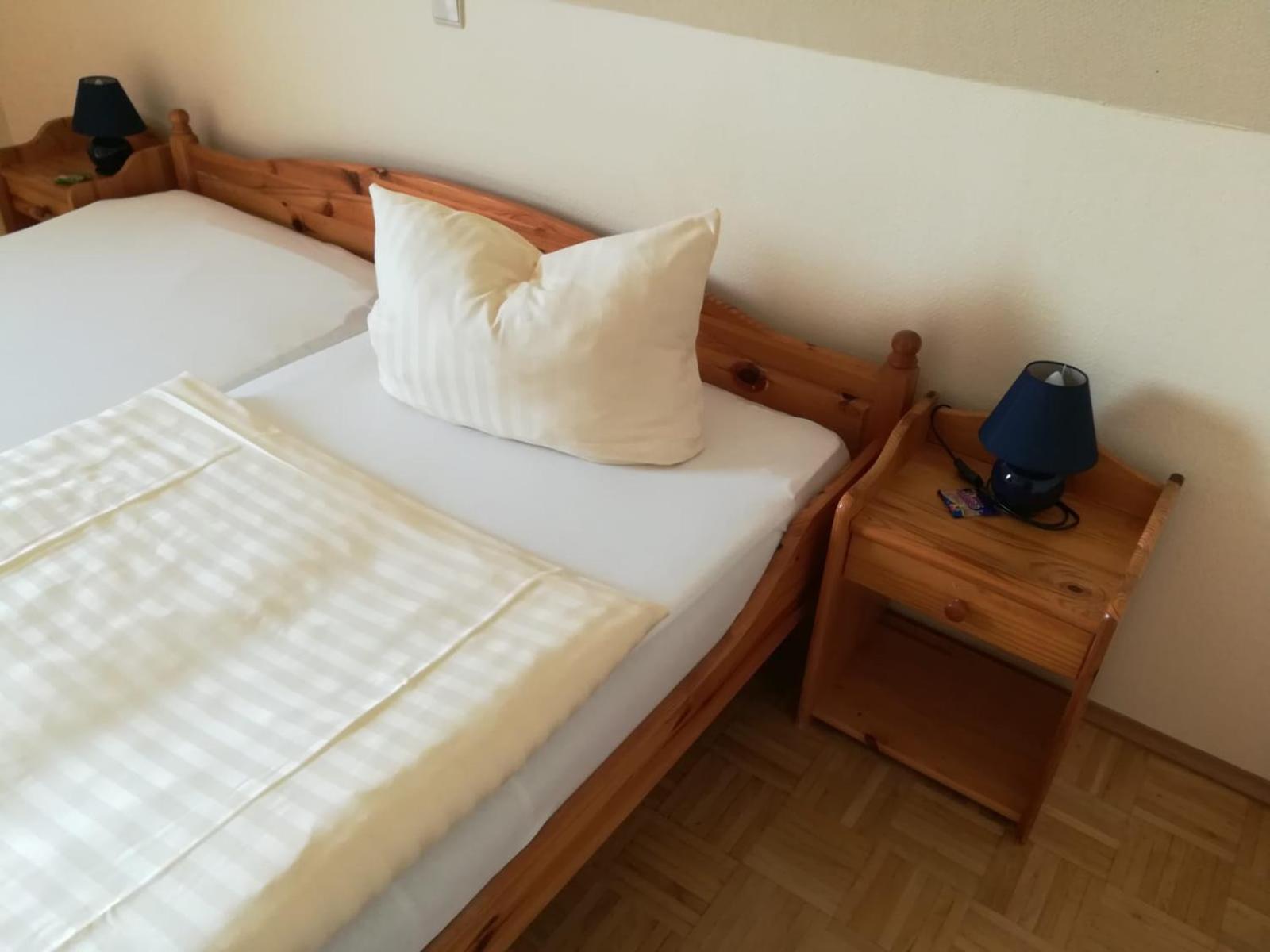 Double Room - Photo 8