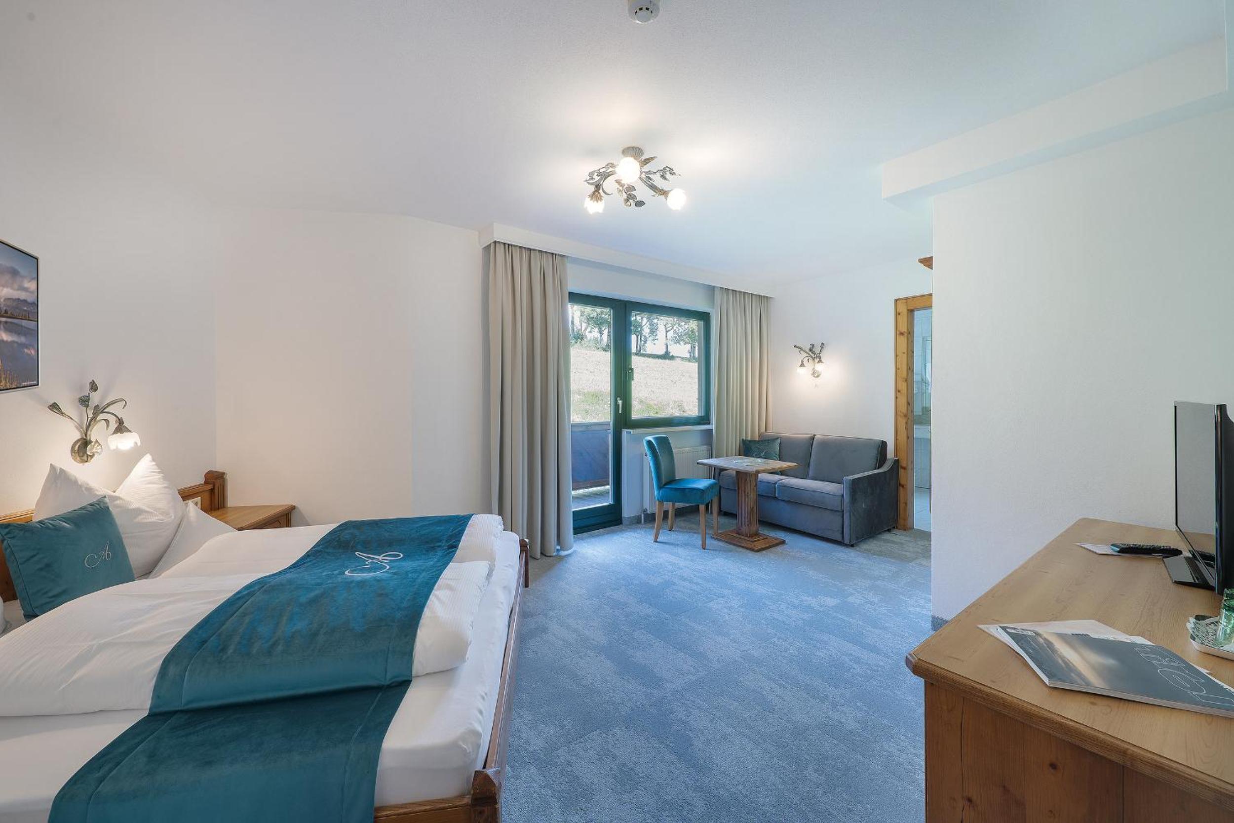 Standard Double Room - Photo 7