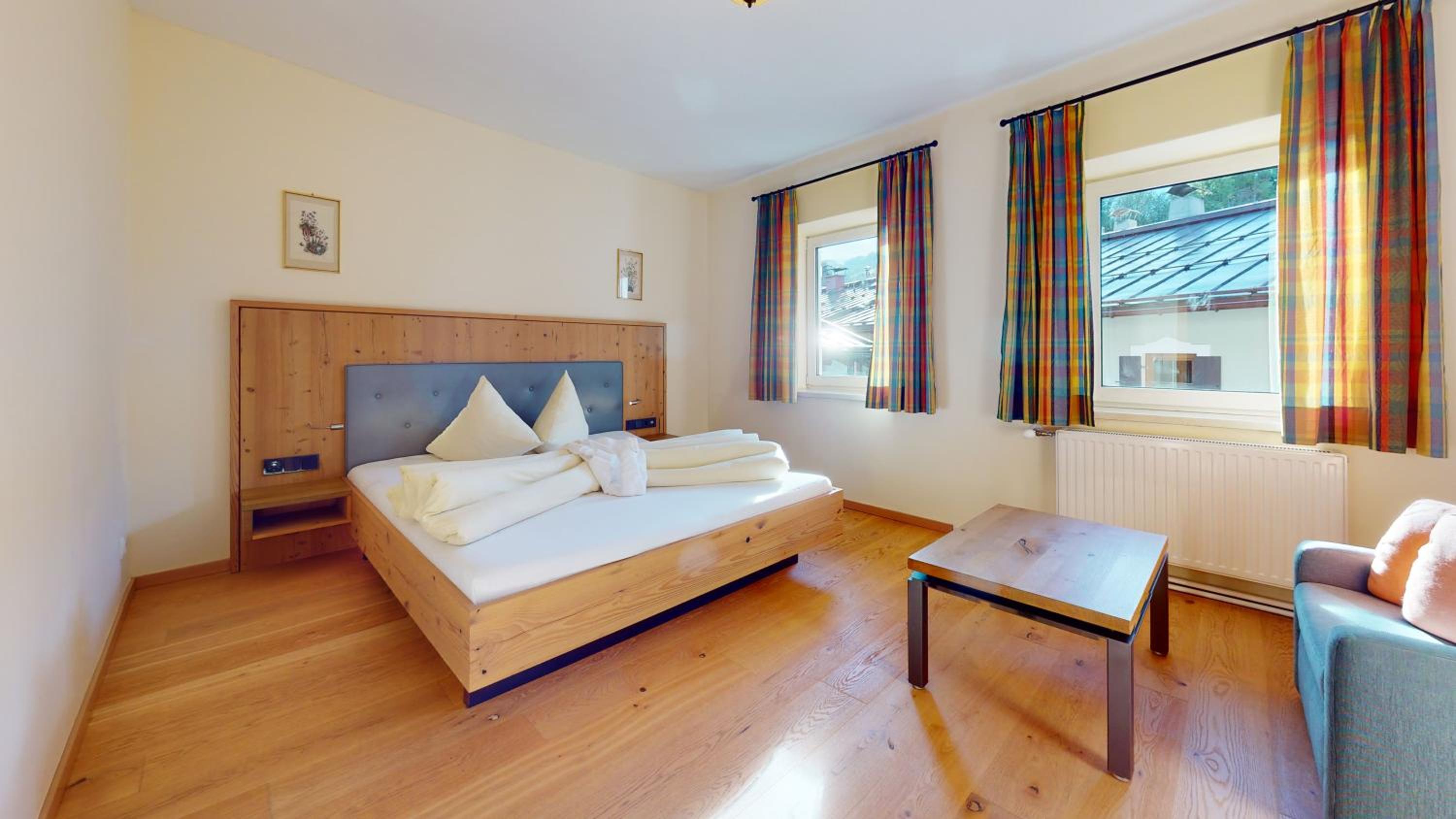 Family Room - Photo 4