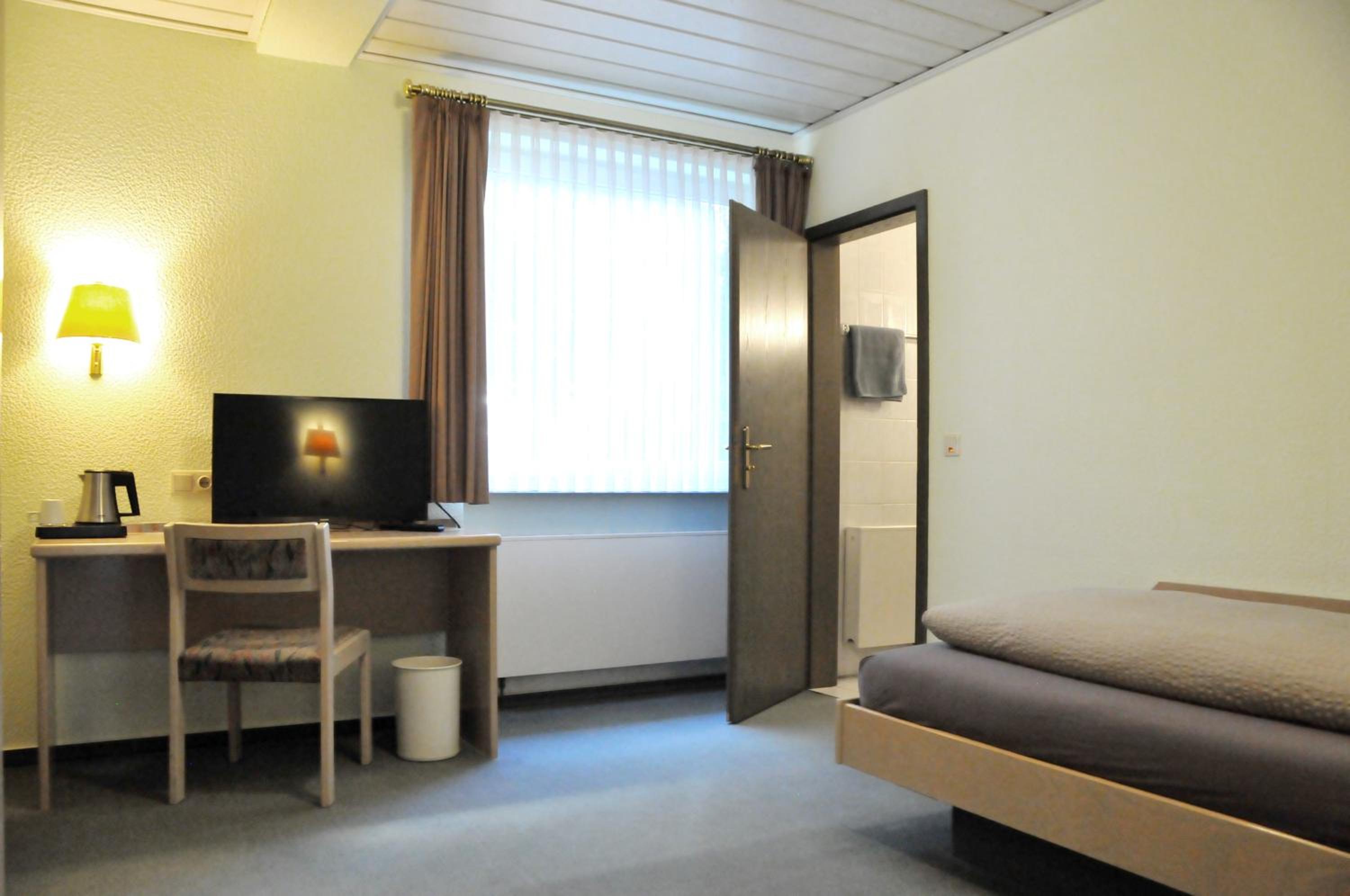 Standard Single Room photo 2