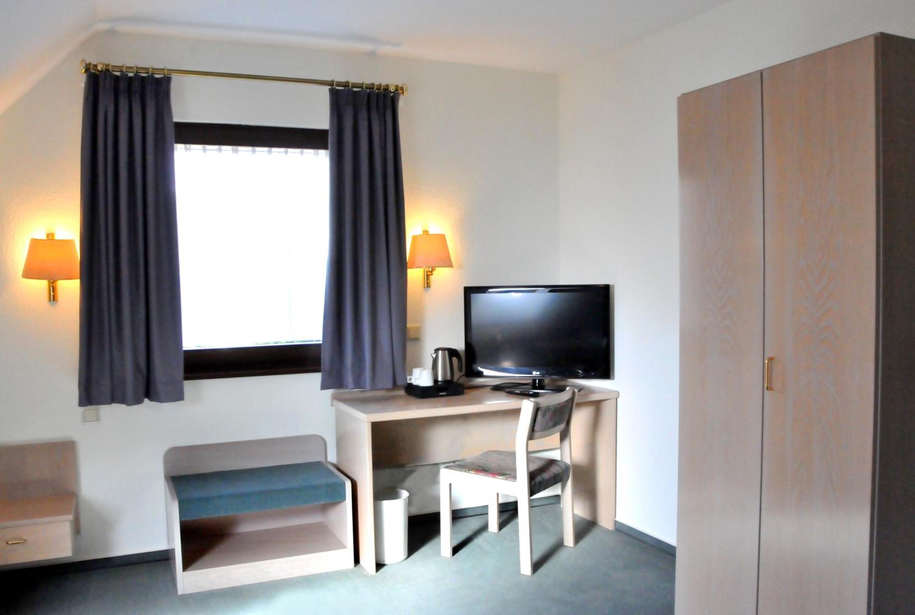 Standard Twin Room photo 1
