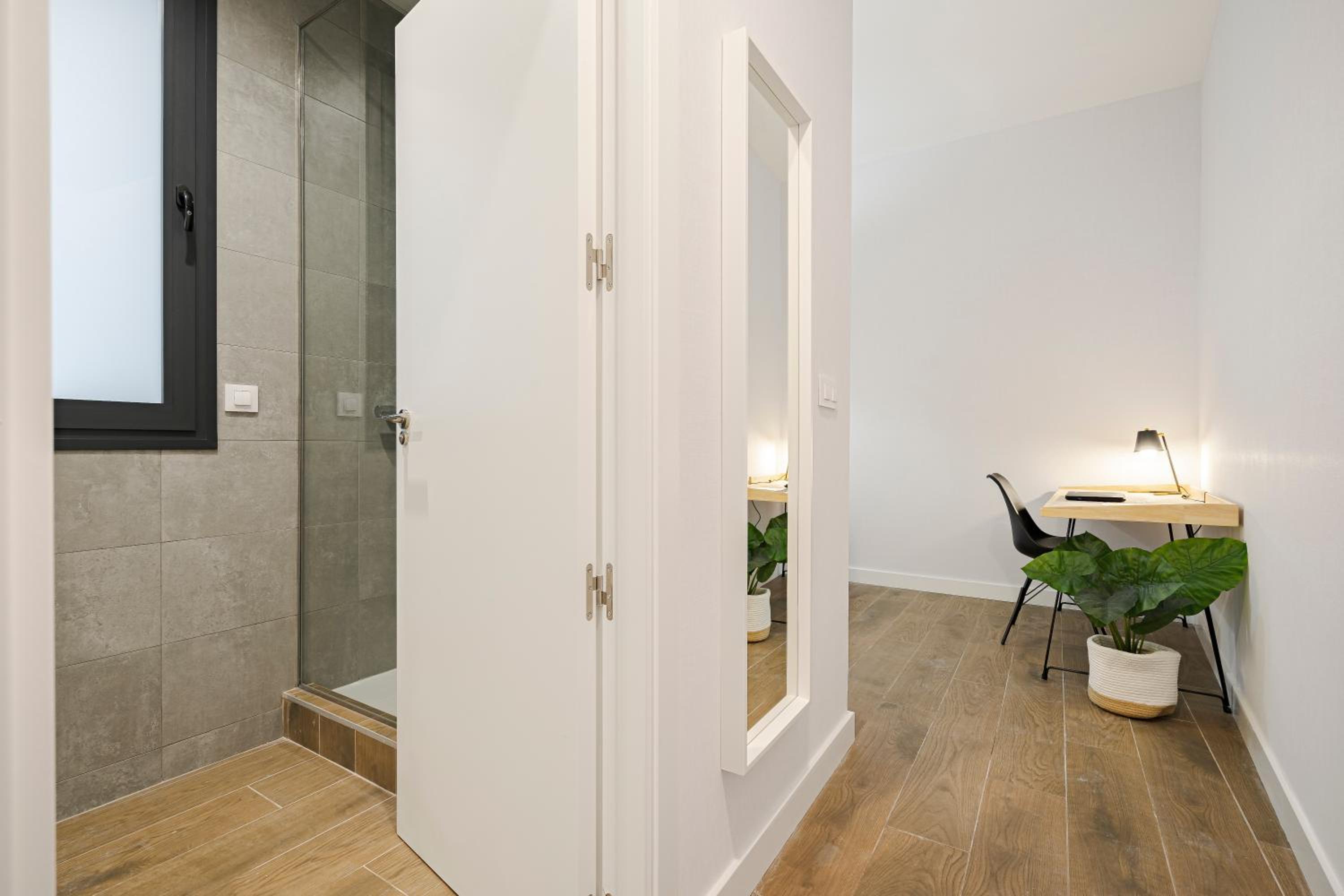 Apartment - Ground Floor photo 2
